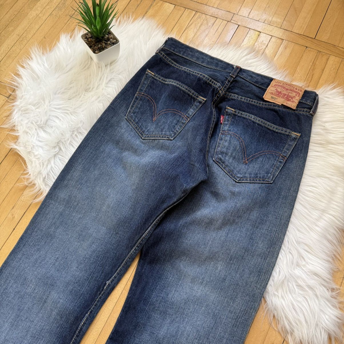 Levi's 📌 Vintage 00’s Levi's 501 Denim Washed Jeans Size US 31 - 3 Thumbnail