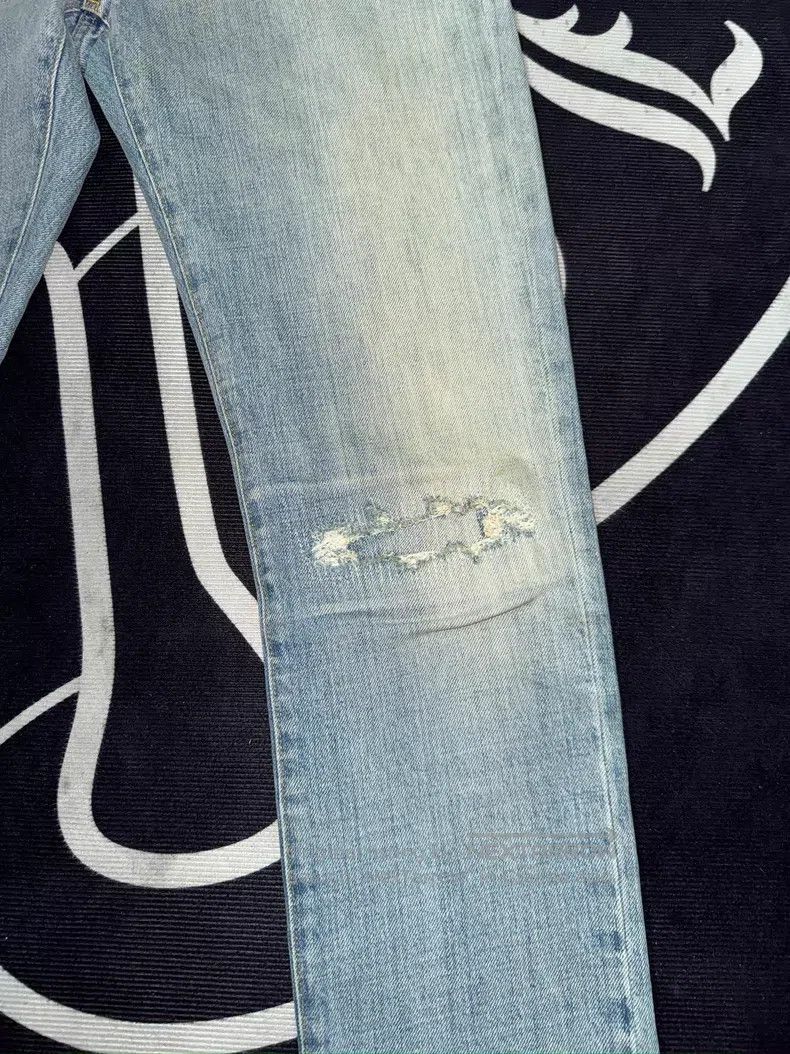Saint Laurent Paris Saint Laurent Paris Classic Light Wash Cut-Out Ripped Slim Size US 29 - 6 Thumbnail