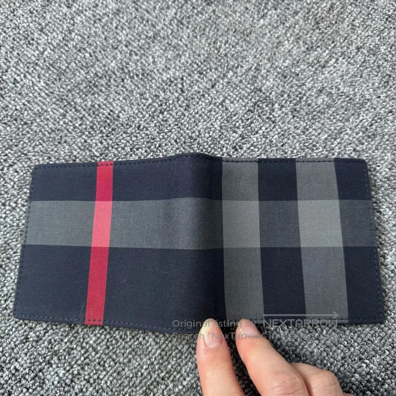 Burberry Burberry Classic Check Wallet. Size ONE SIZE - 6 Thumbnail