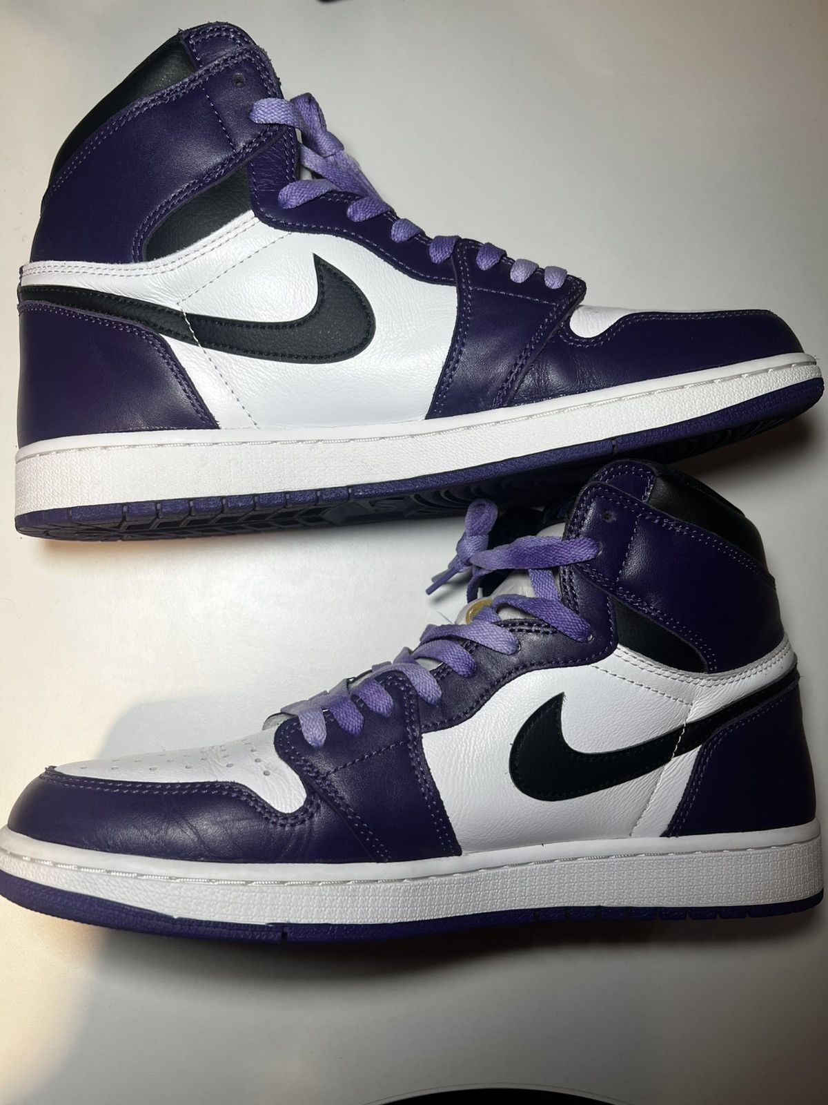 Jordan Brand Jordan 1 High Court Purple White Size US 12 / EU 45 - 4 Thumbnail