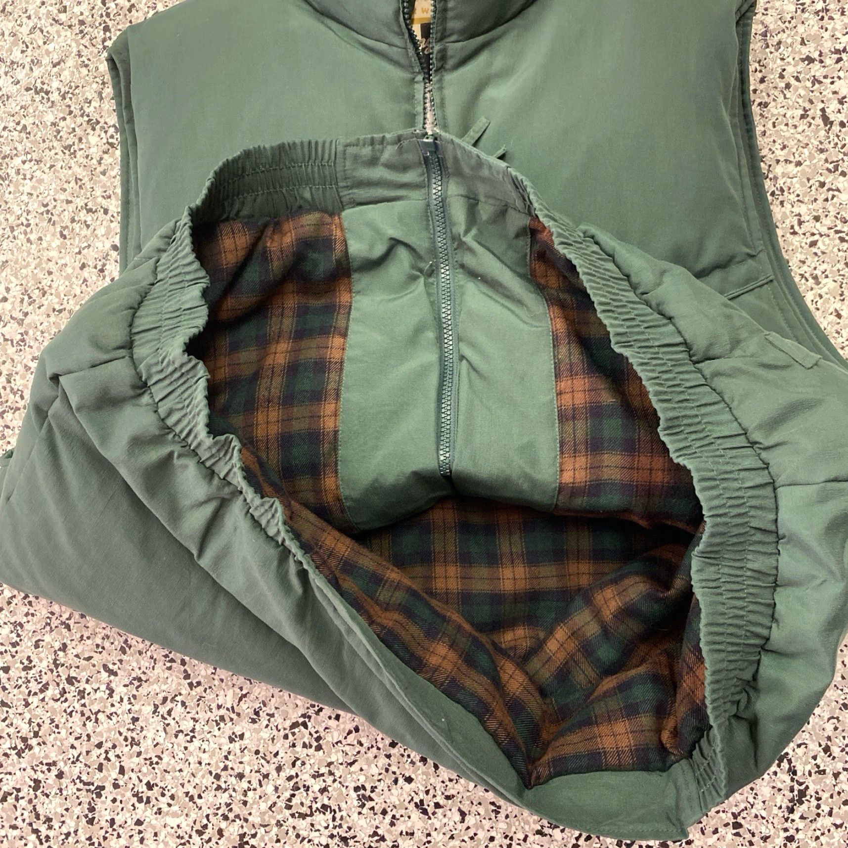 Wrangler VINTAGE Wrangler Outerwear Puffer Vest Green Down Full Zip Men XL Cowboy Classic Size US XL / EU 56 / 4 - 4 Thumbnail