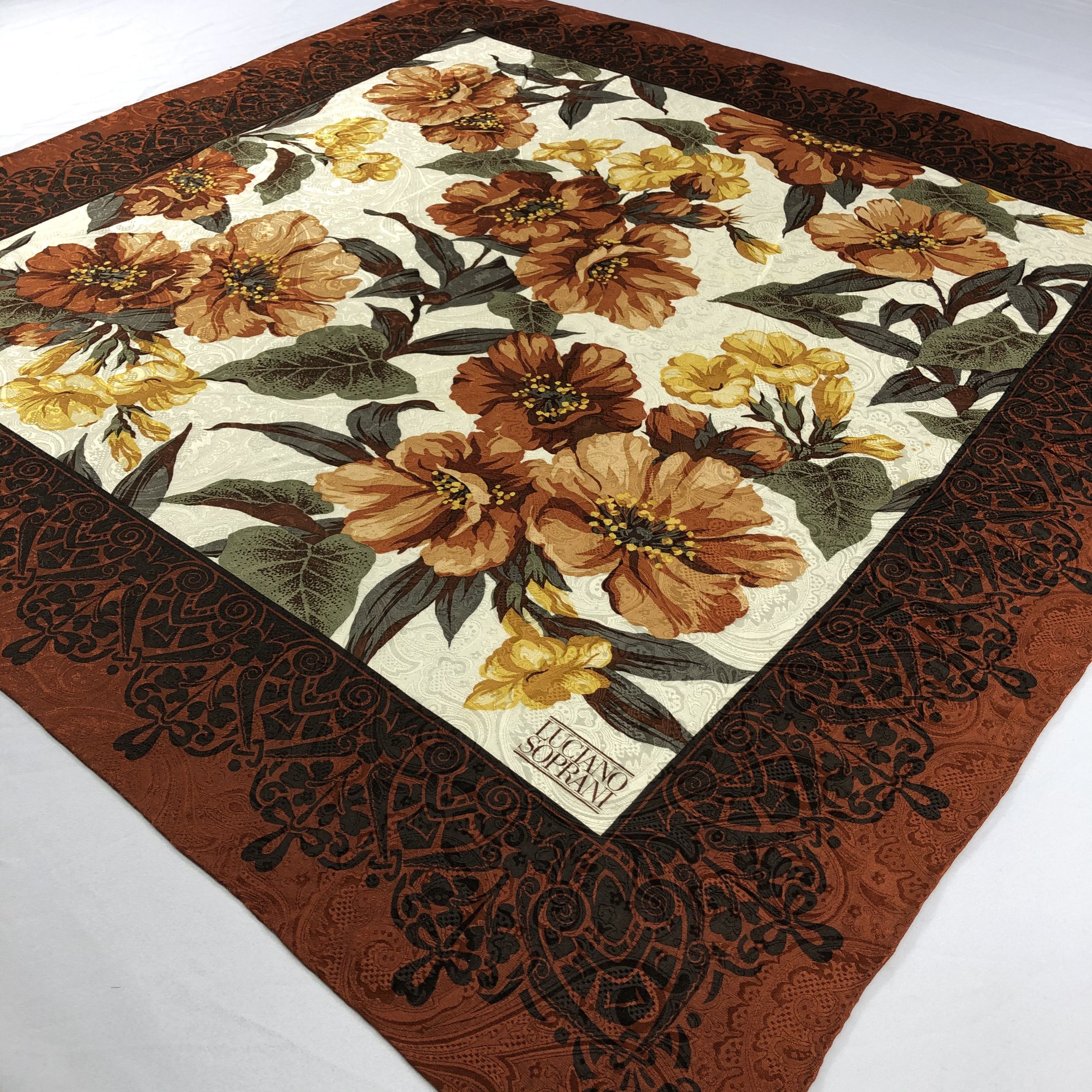 Vintage Vintage Luciano Soprani Silk Scarf Size ONE SIZE - 3 Thumbnail