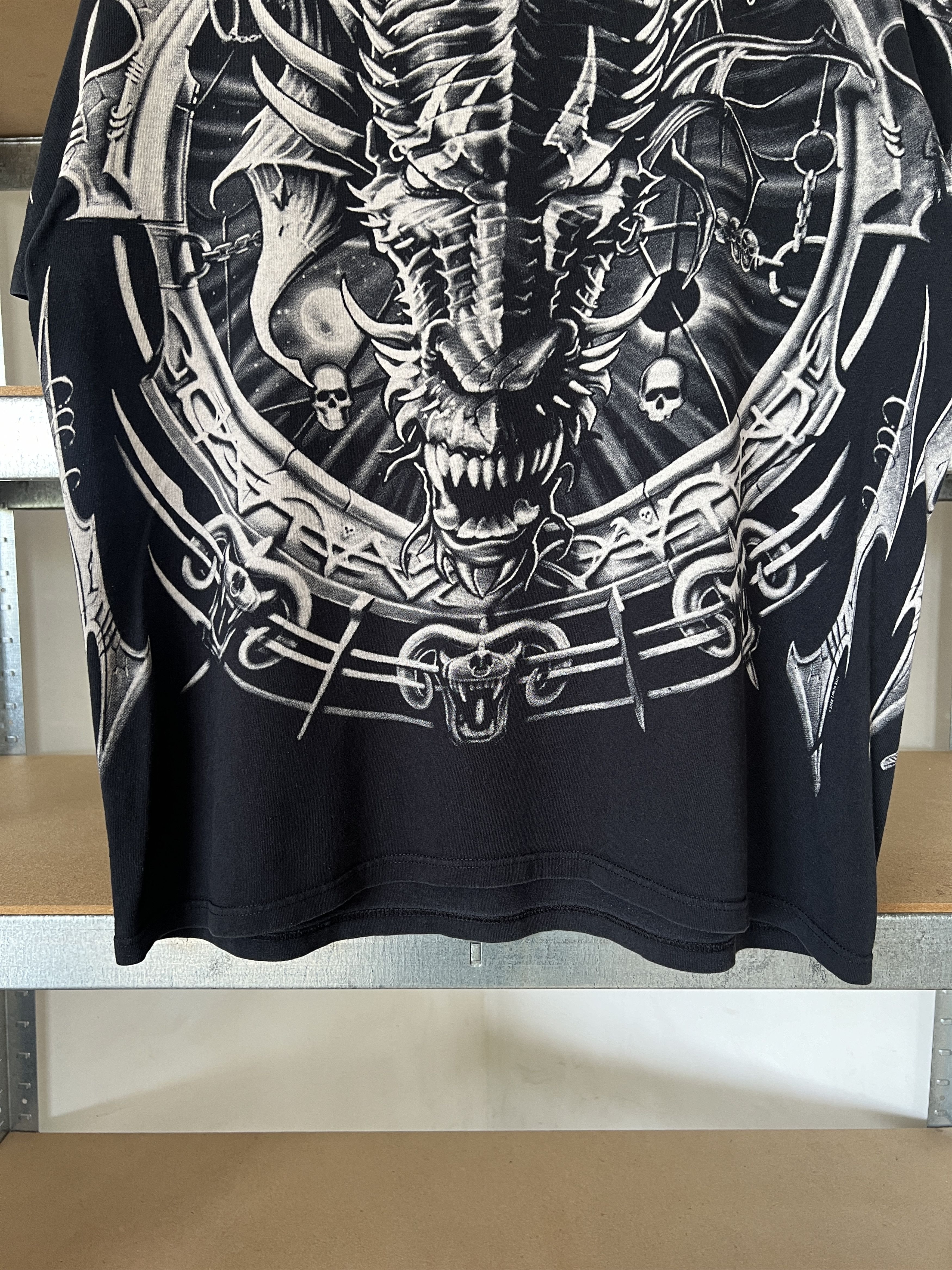 Liquid Blue Liquid Blue Dragon Catcher Vintage 2008 Universal Tee Size US XL / EU 56 / 4 - 9 Thumbnail
