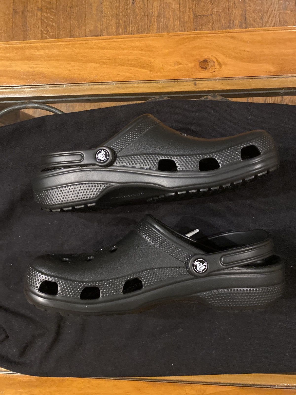 Crocs Crocs X Market (formerly Chinatown Market) Size US 12 / EU 45 - 2 Thumbnail