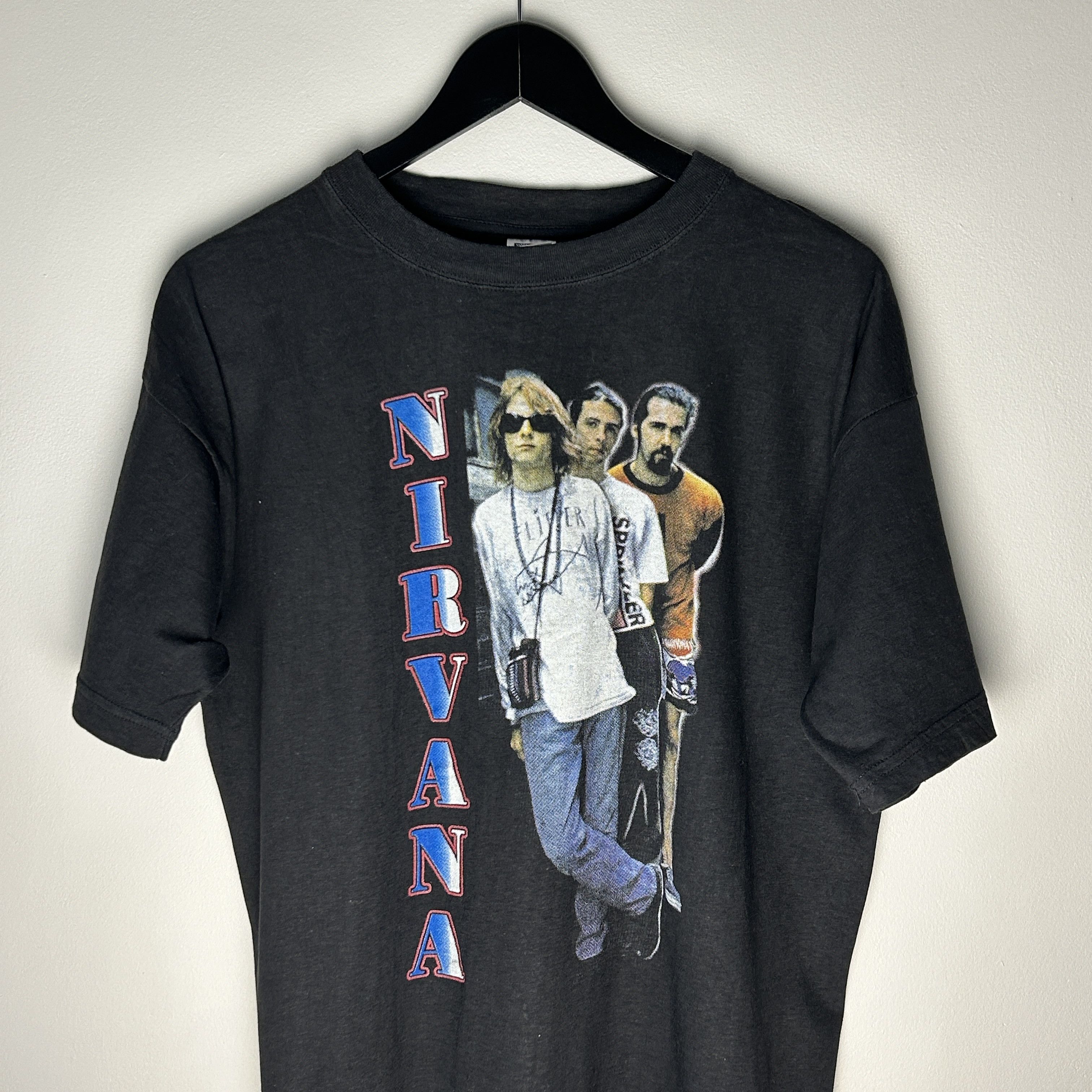 Band Tees Vintage Nirvana 90’s Band T-shirt Size US XL / EU 56 / 4 - 2 Thumbnail