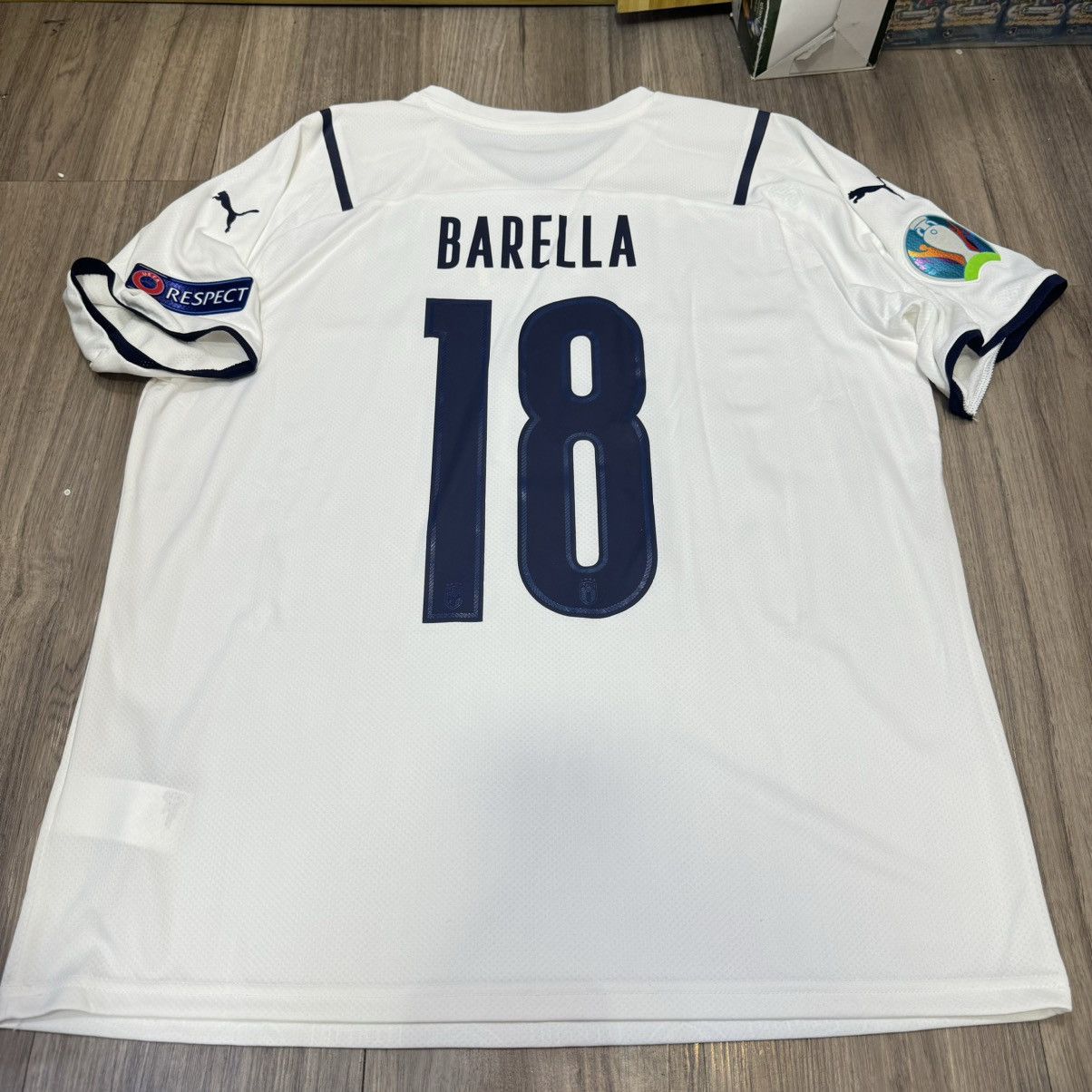 Puma Italy Euro2020 away shirt #18 Barella Size US XL / EU 56 / 4 - 2 Thumbnail
