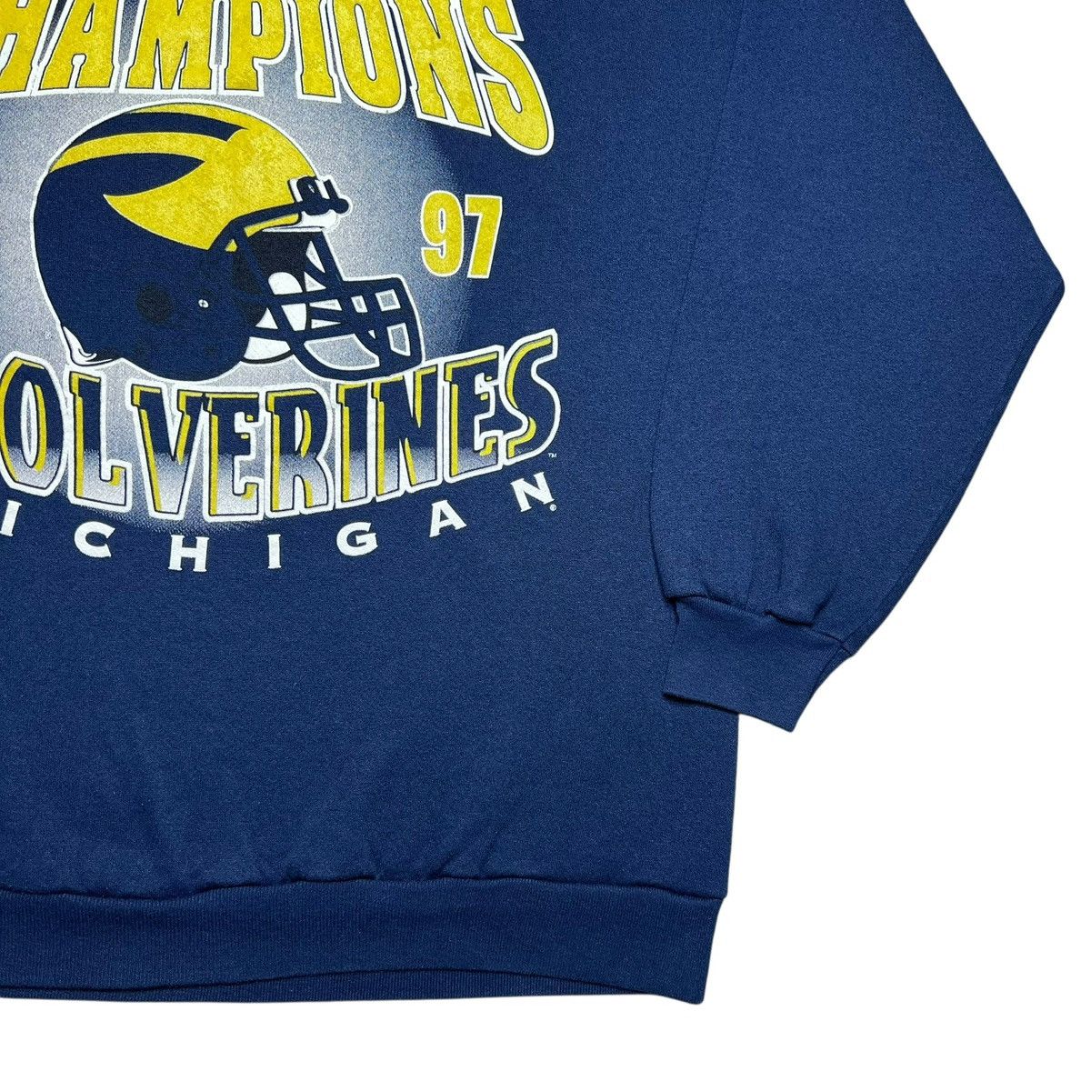 NCAA 1997 NCAA Michigan Wolverines National Champions Sweatshirt Size US XXL / EU 58 / 5 - 16 Thumbnail