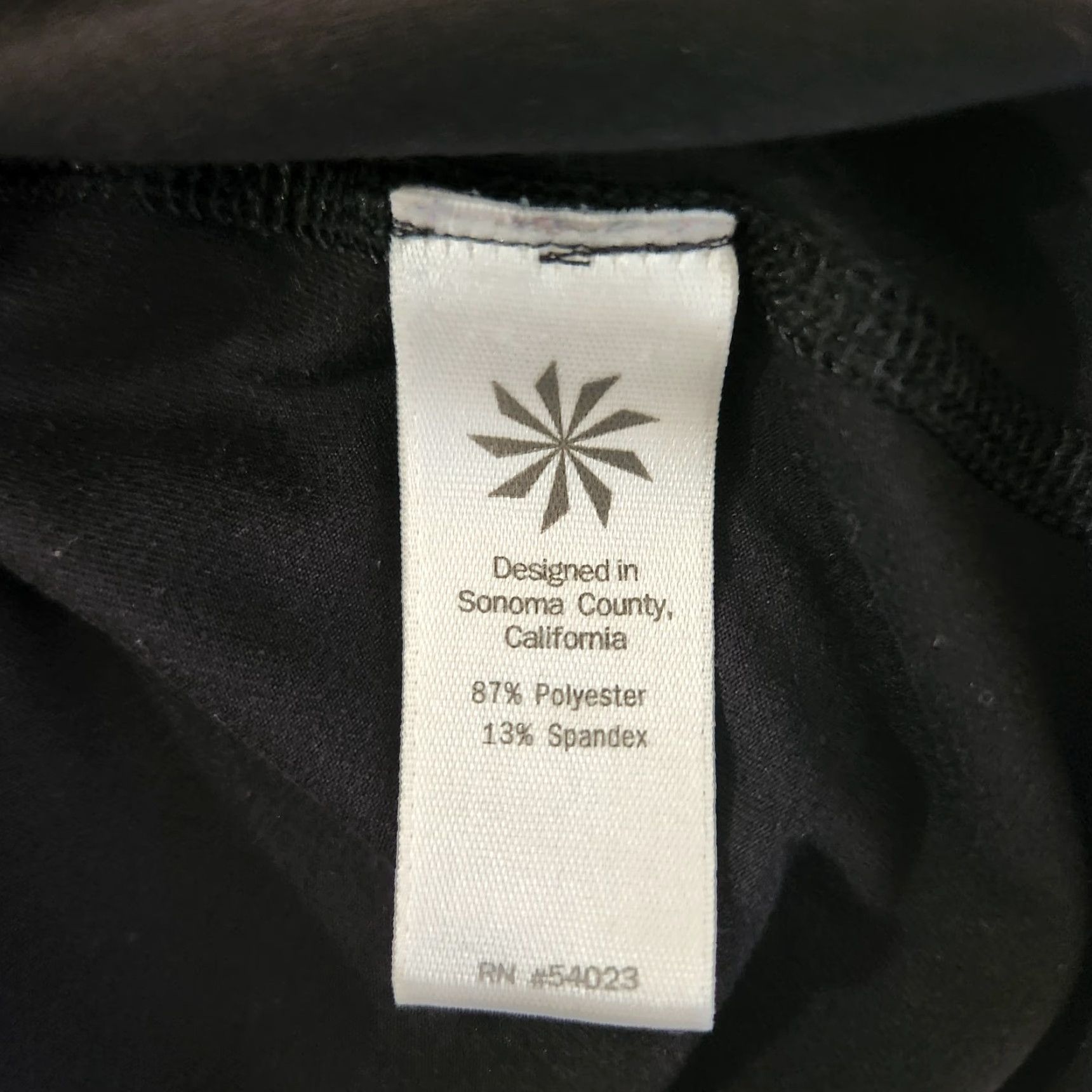 Athleta Athleta Womens Black Narrow Racerback Tank Top XS 631416 Size XS / US 0-2 / IT 36-38 - 6 Thumbnail
