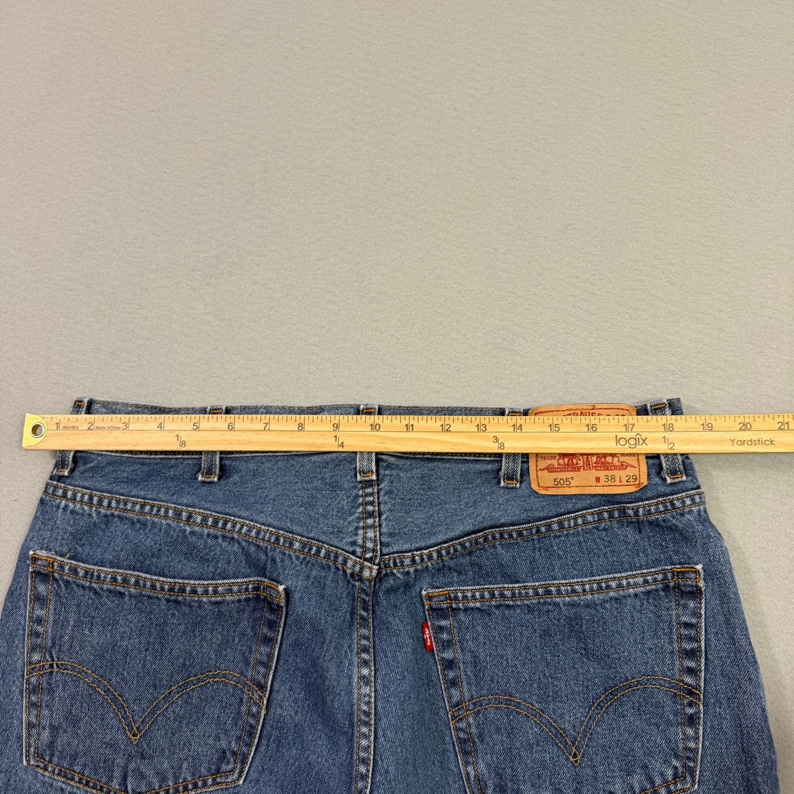 Levi's Vintage Levis 505 Jeans Men's 38x29 (Fits 38x27) Regular Size US 38 / EU 54 - 8 Thumbnail
