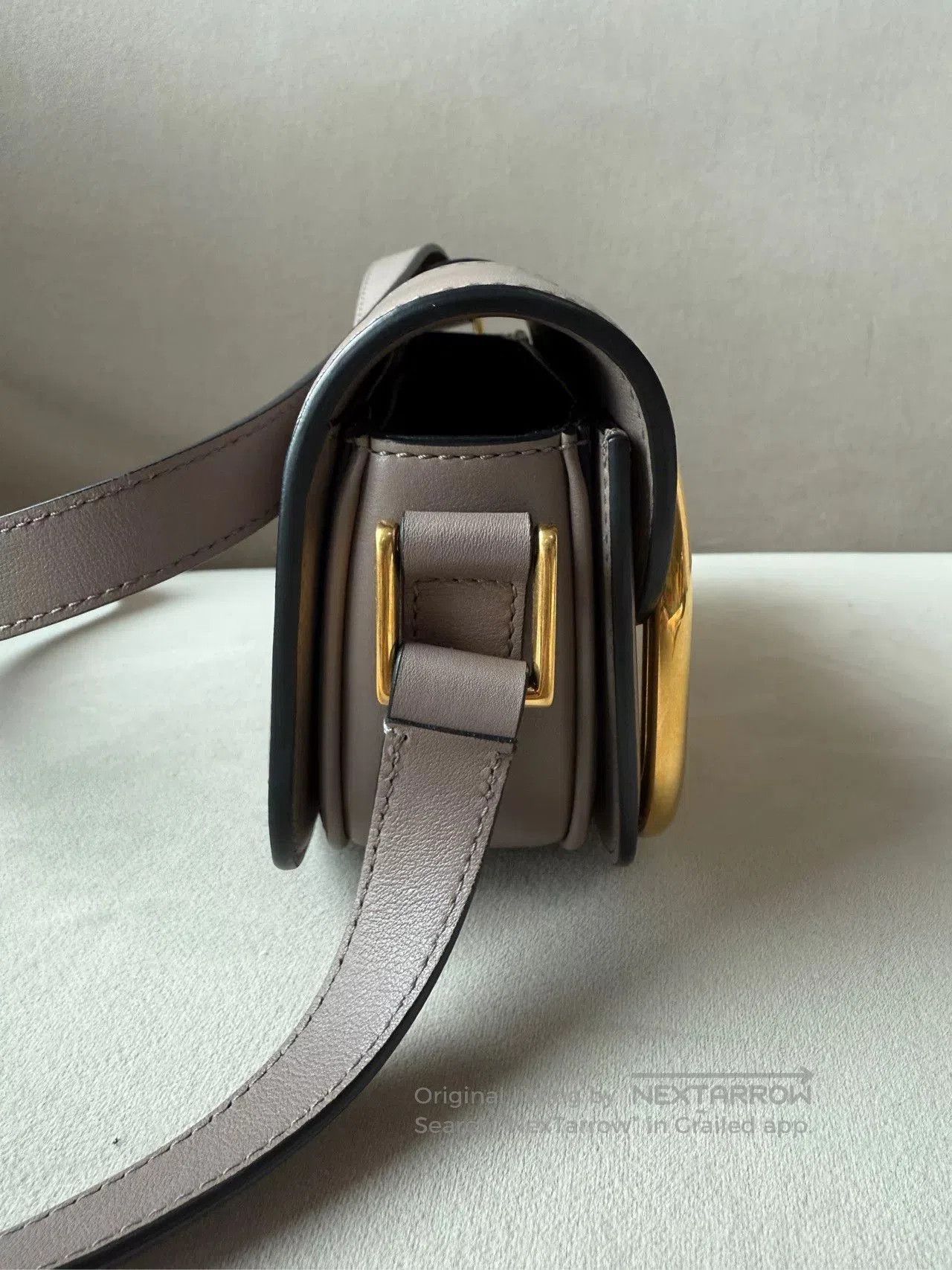 Valentino Valentino Gray Gold Buckle Crossbody. Size ONE SIZE - 5 Thumbnail