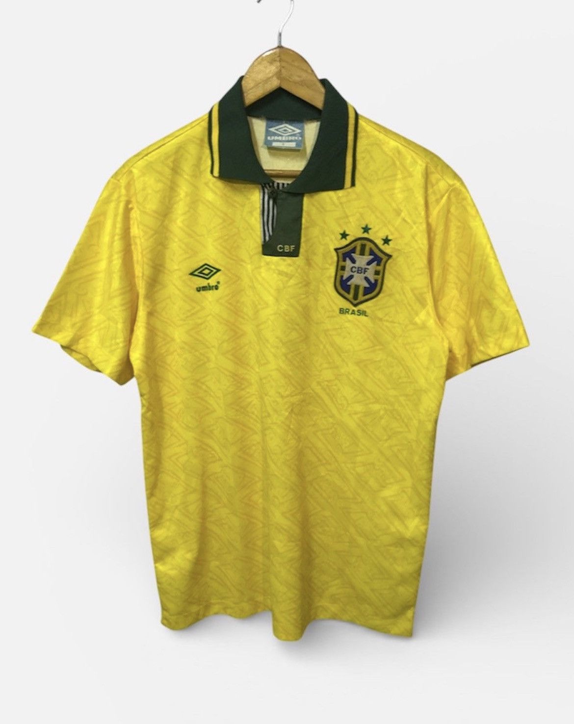 Umbro Rare BRAZIL 1991/1993 #4RicardoRocha soccer jersey UMBRO Size US L / EU 52-54 / 3 - 2 Thumbnail