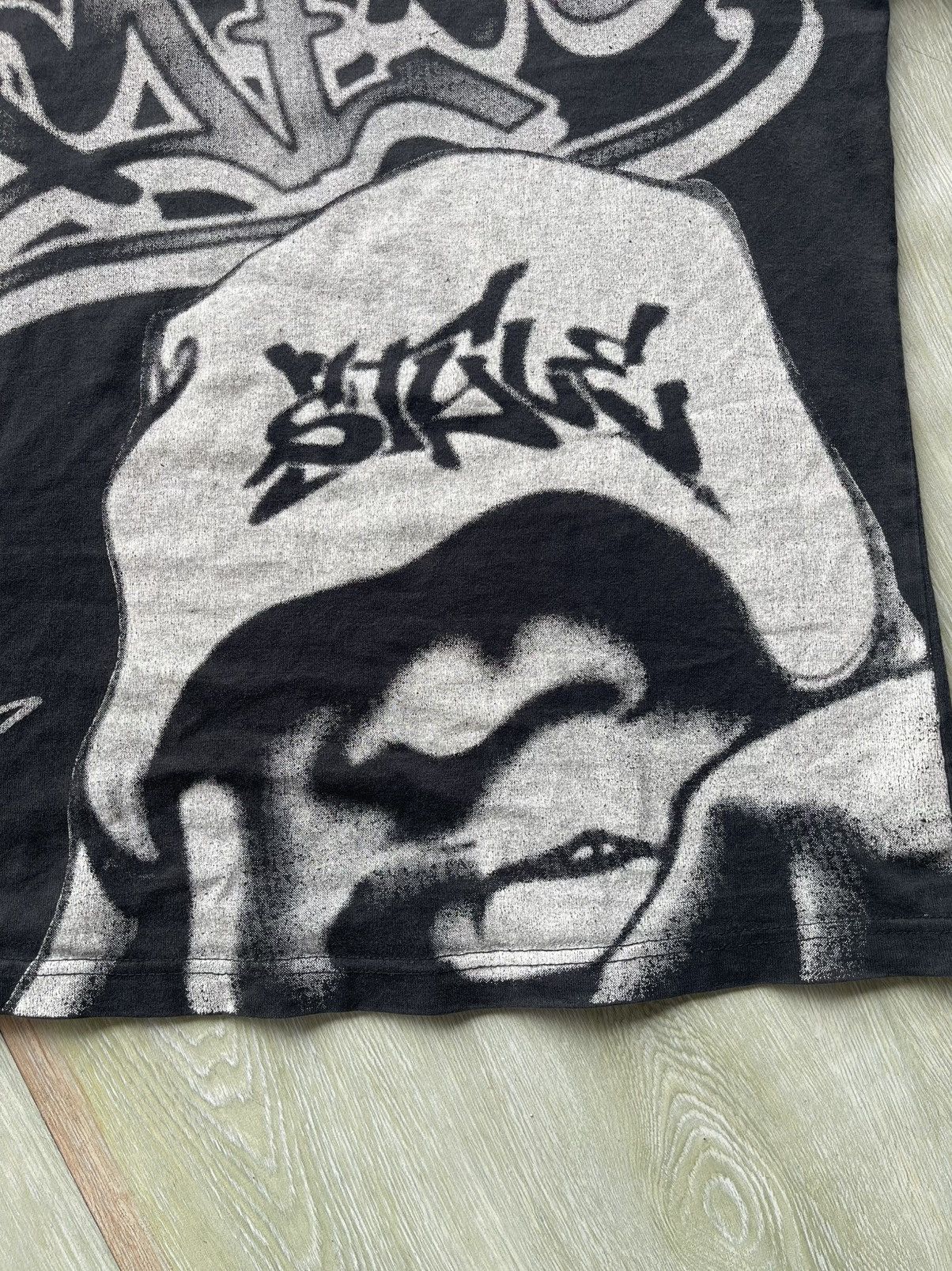 Vintage Rare JustFitid Black Graphic Tee - Urban Street Style Size US M / EU 48-50 / 2 - 5 Thumbnail