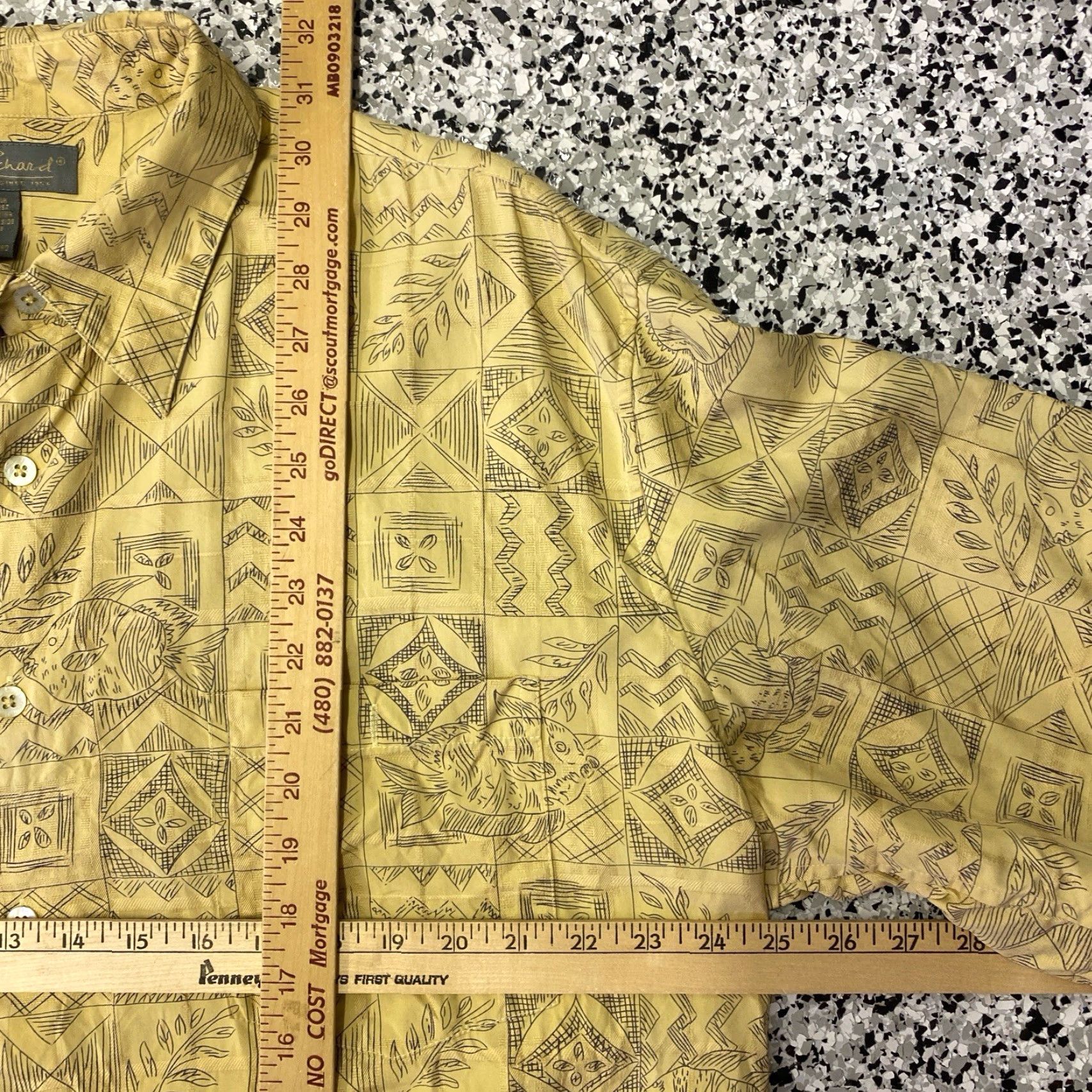 Tori Richard VINTAGE Tori Richard Shirt Mens 2XL Yellow Silk Tribal Fish Short Sleeve Button Up Size US XXL / EU 58 / 5 - 3 Thumbnail