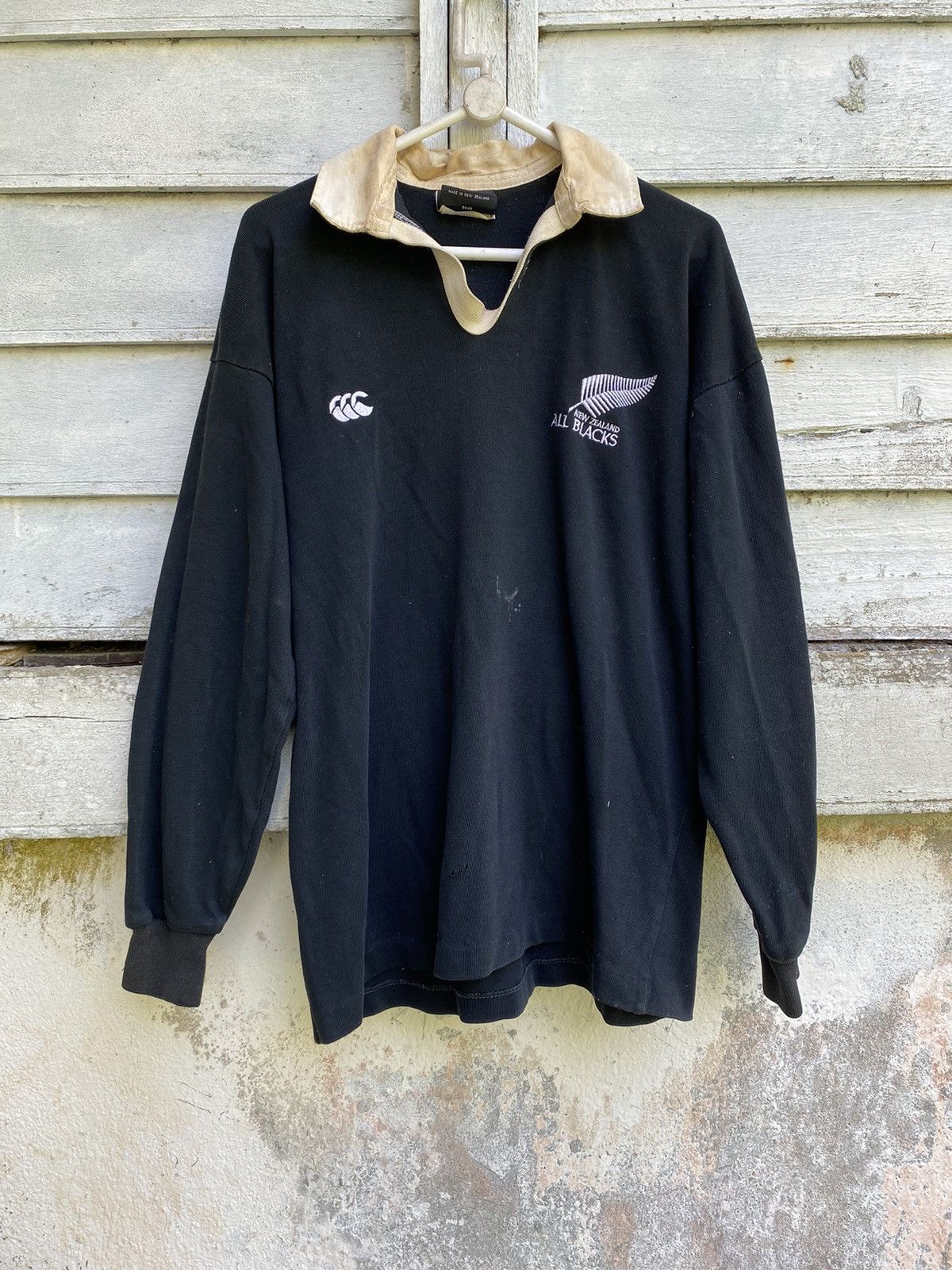 All Blacks × Canterbury of New Zealand × Vintage Vintage Thrashed Distressed Canterburry All Black Rugby L/S Size US M / EU 48-50 / 2 - 1 Thumbnail