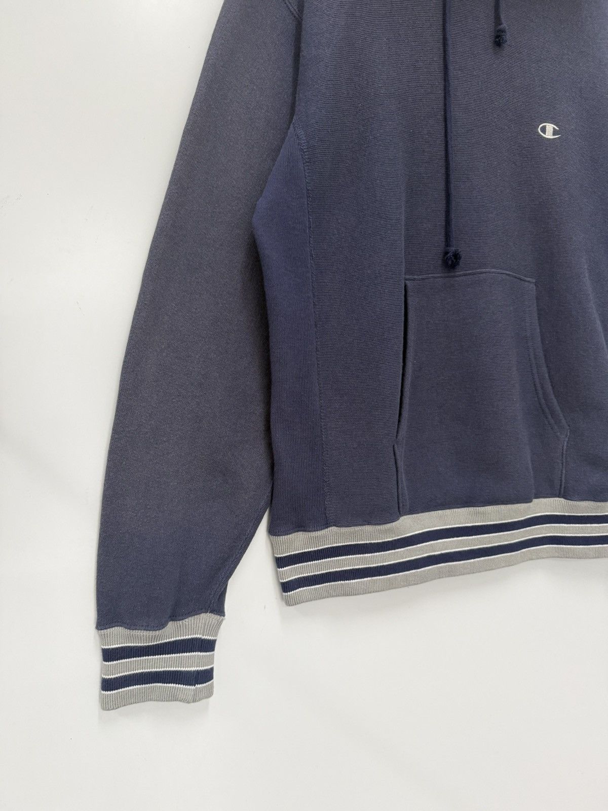 Champion 🔥 Champion Reverse Weave Sunfaded Streetwear sweatshirt - M Size US S / EU 44-46 / 1 - 3 Thumbnail