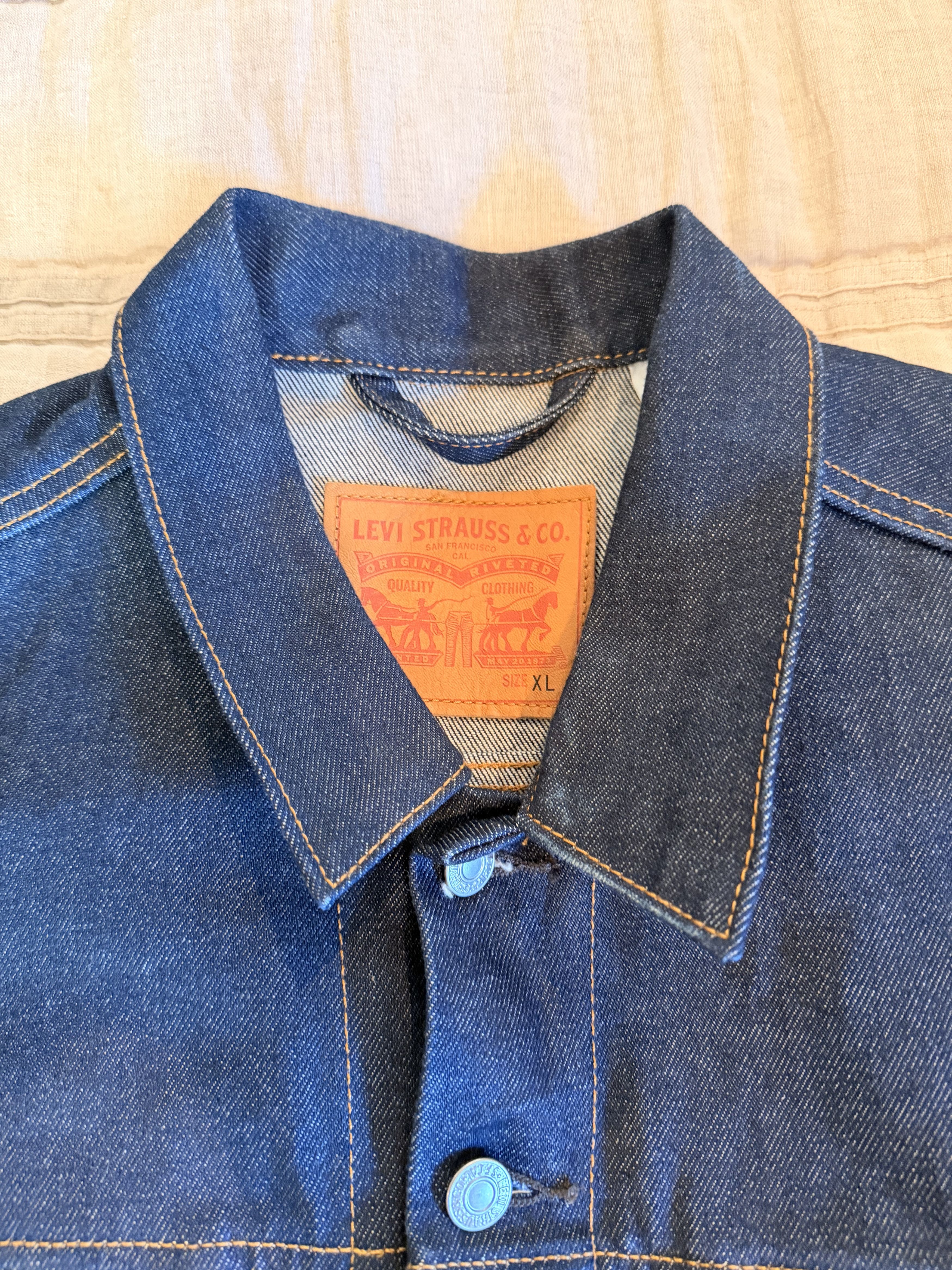 Wrangler Wrangler Classic Denim Trucker Jacket – Dark Indigo – XL Size US XL / EU 56 / 4 - 2 Thumbnail