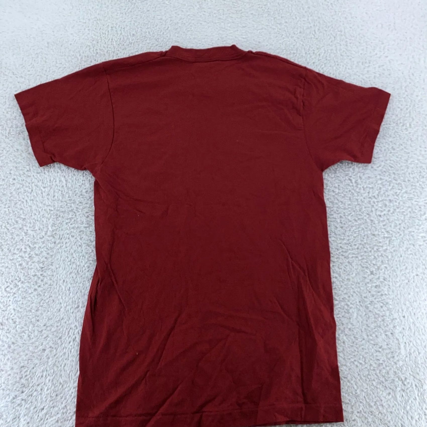 Fruit Of The Loom VINTAGE Fruit of the Loom Shirt Mens S Burgundy 90s Pocket Crew Neck Cotton T-Shirt Size US S / EU 44-46 / 1 - 4 Thumbnail