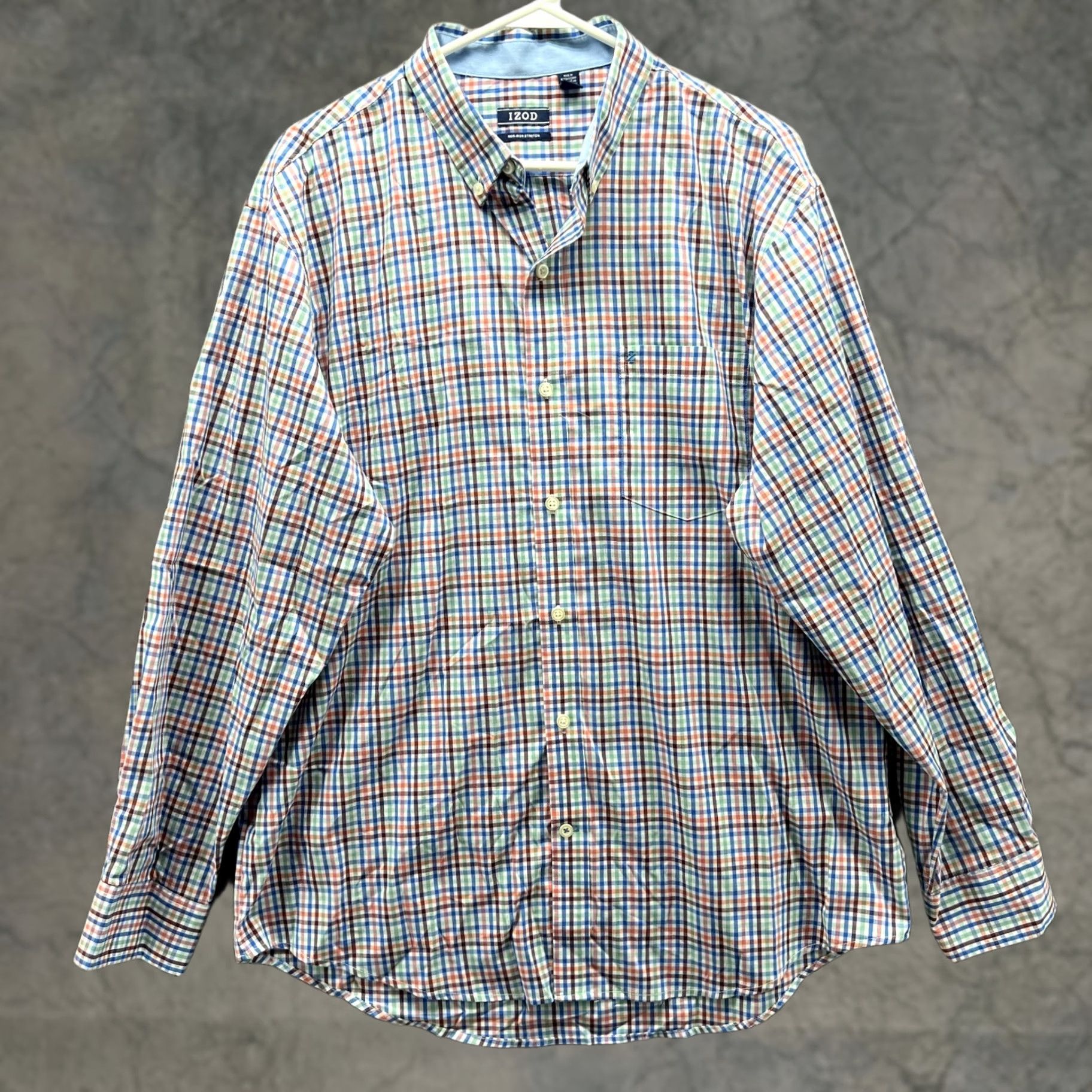 Izod VINTAGE Izod Shirt Mens Large Blue Button-Down Non-Iron Stretch Gingham Plaid Dress Shirt Size 42R - 1 Thumbnail