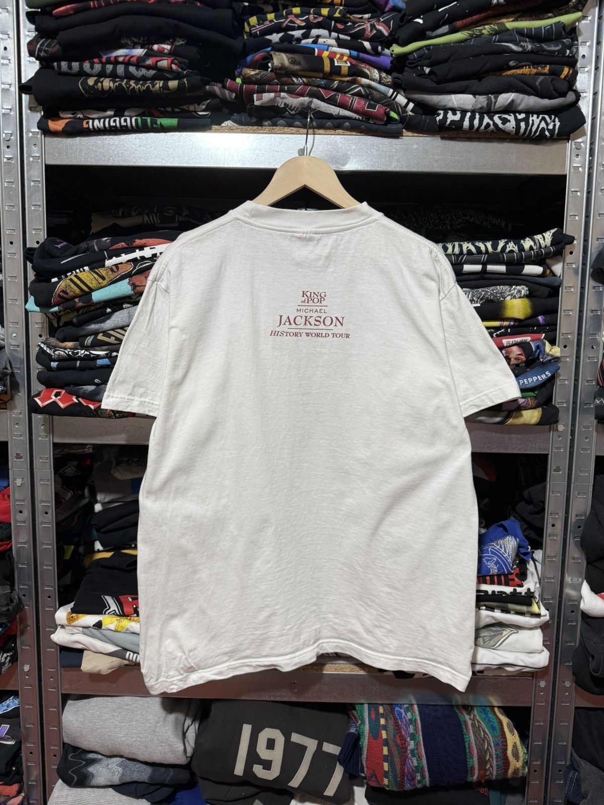 Vintage Vintage 1996 Michael Jackson King Of Pop History Tour Tee Size US XL / EU 56 / 4 - 2 Thumbnail