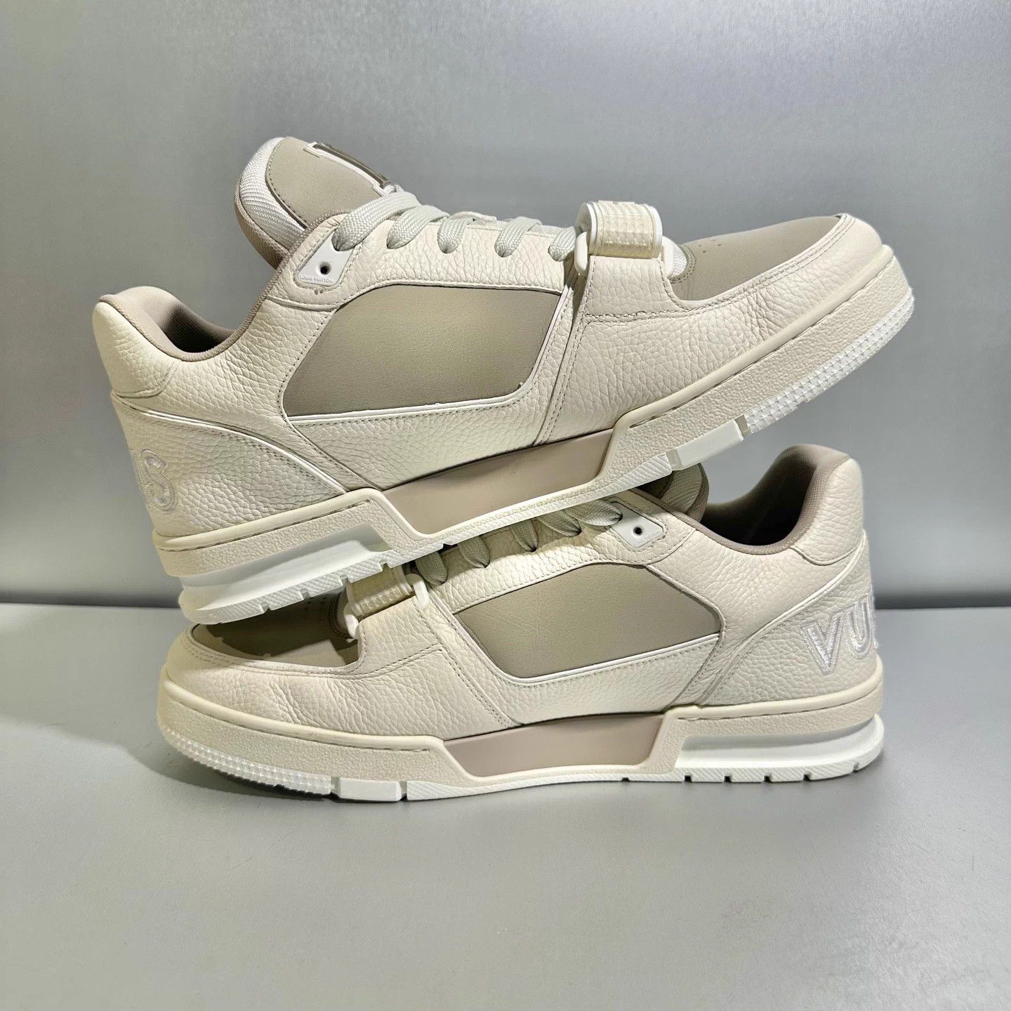 Louis Vuitton Louis Vuitton Beige Velcro Trainer 9/43 Mint Hard to Find Size US 7 / EU 40 - 4 Thumbnail