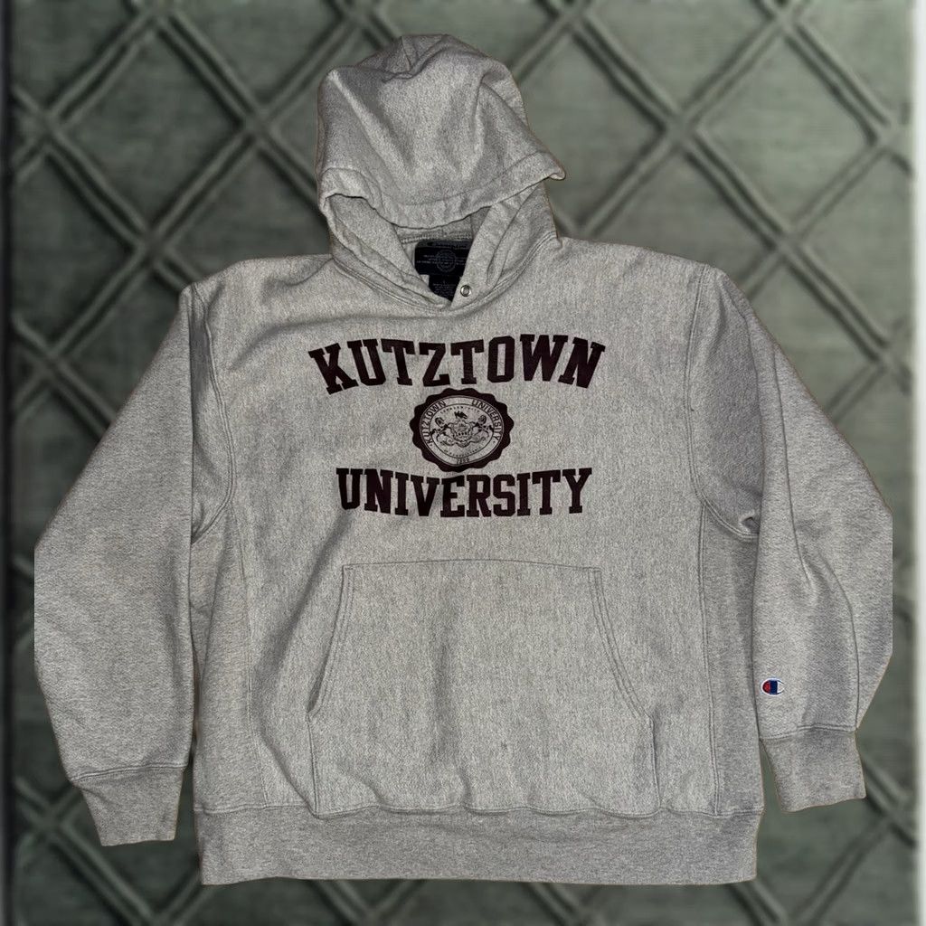 Champion VINTAGE Champion Reverse Weave Gray Hoodie Mens LG Crew Neck Pullover Graphic Print 90s College University School Sports Size US L / EU 52-54 / 3 - 1 Thumbnail