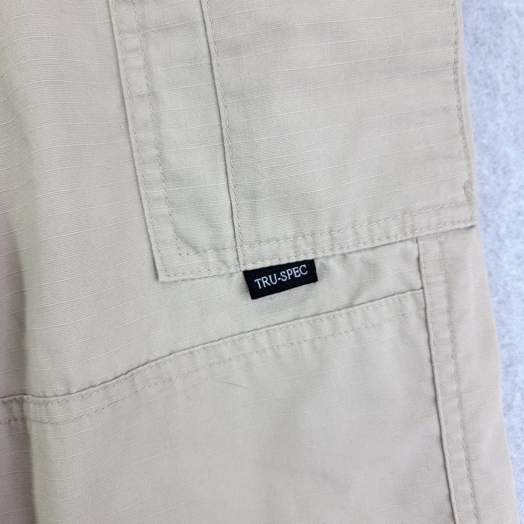 Vintage Tru-Spec Mens Cargo Pants 40x32 Beige Rip Stop Cargo Utility Work Pants Regular Straight Mens Size US 40 / EU 56 - 4 Thumbnail
