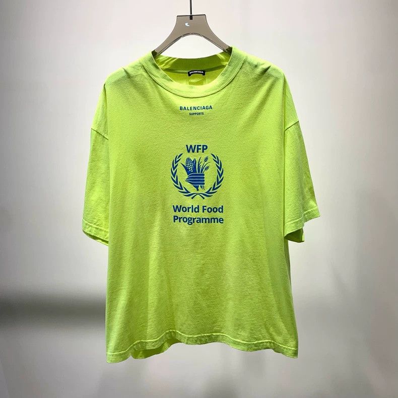 Balenciaga Balenciaga Neon Green Wheat Pattern Short-Sleeve T-Shirt Size US XXL / EU 58 / 5 - 1 Thumbnail