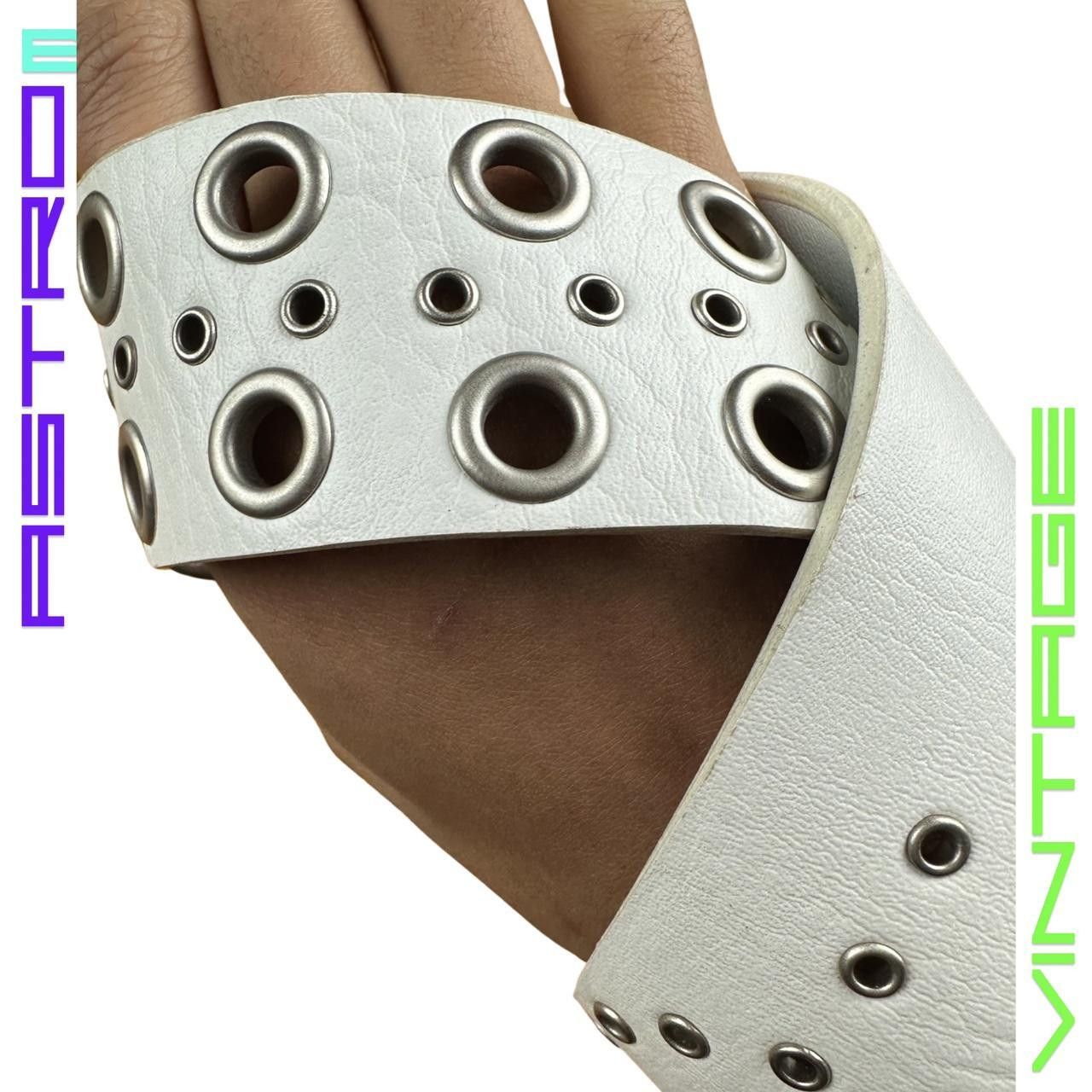 Other × Vintage WHITE Y2K FAUX LEATHER RIVET BELT - 26-30" Size 30 - 3 Thumbnail