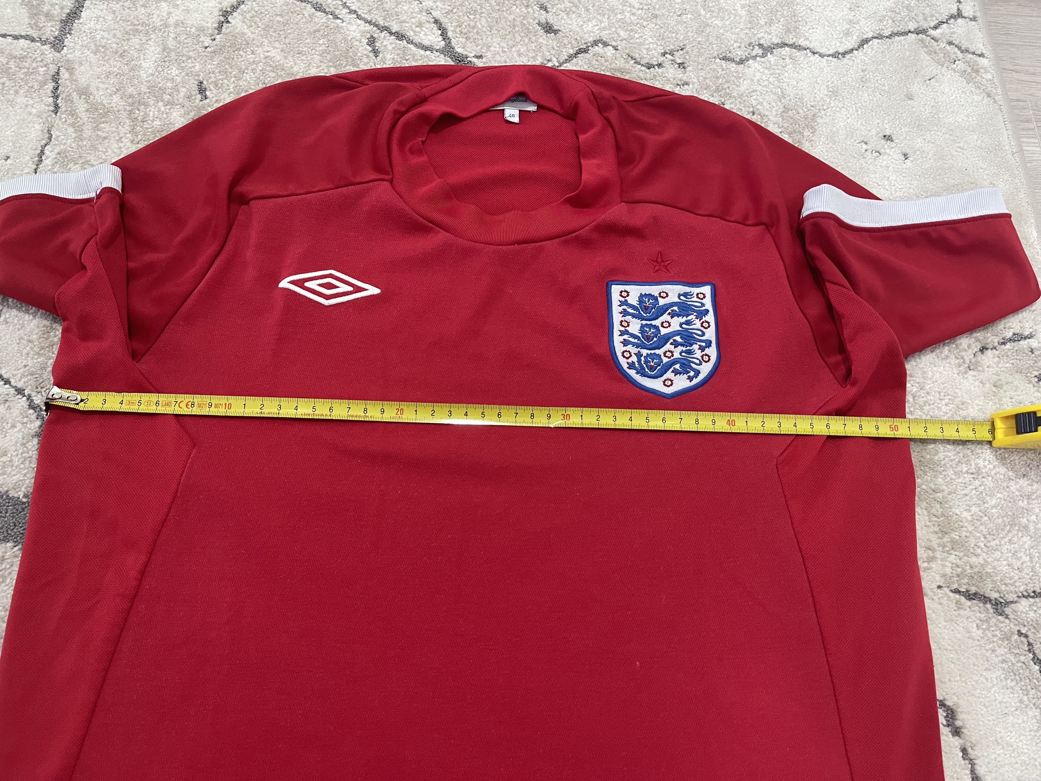 Umbro England Umbro Red Away Jersey Size 40 (M) Size US M / EU 48-50 / 2 - 4 Thumbnail