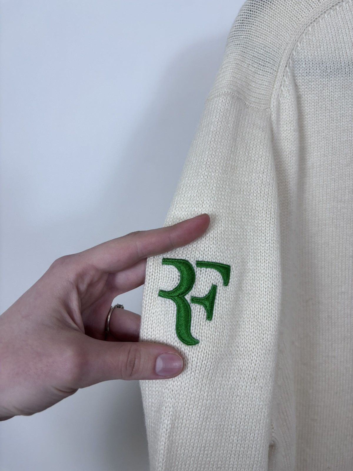 Nike Nike Roger Federer RF 2012 Wimbledon Q-Zip Cashmere Sweater Size US L / EU 52-54 / 3 - 13 Thumbnail