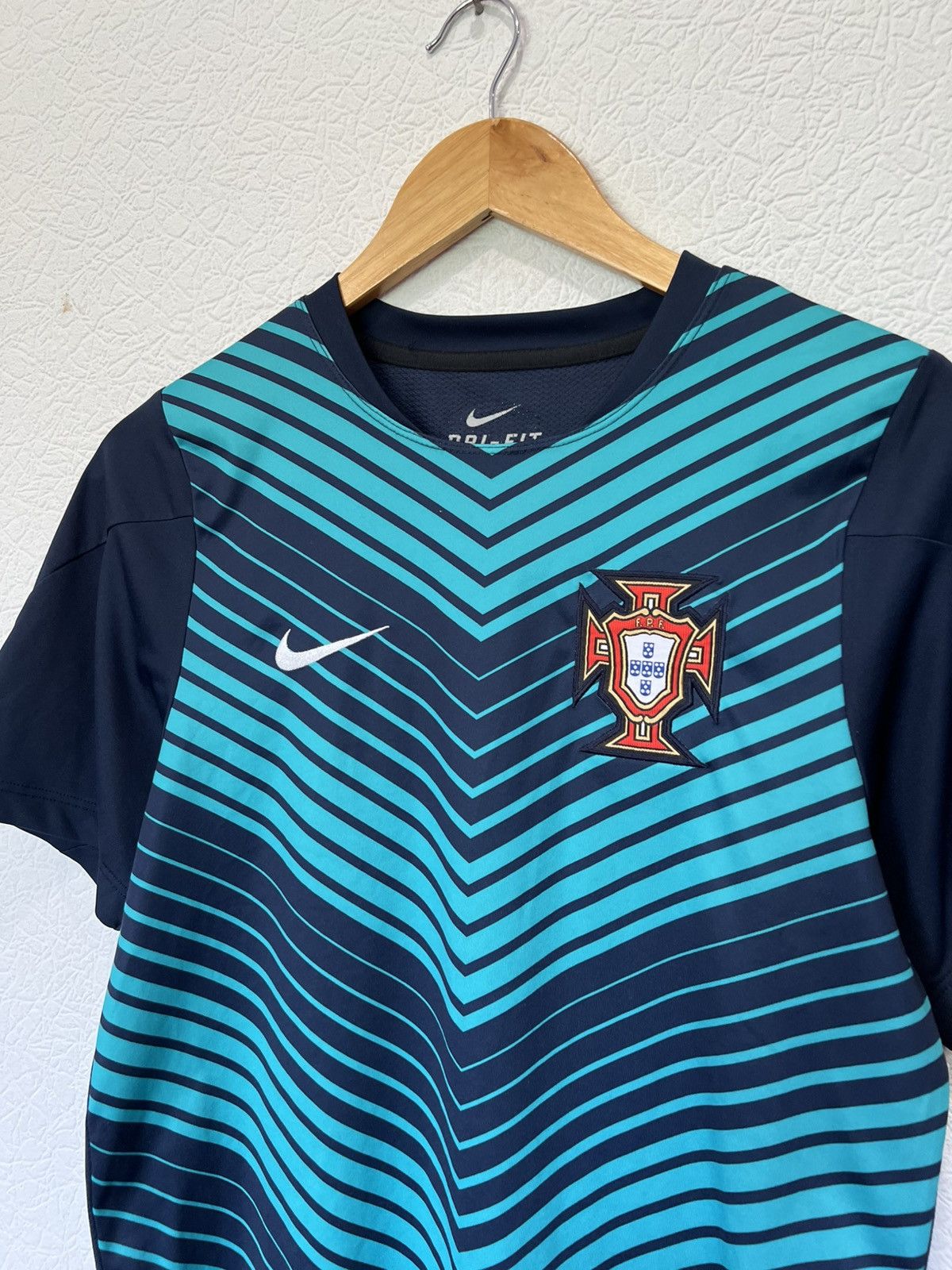 Nike Portugal Nike Blue Training Football Shirt Jersey Soccer Size US S / EU 44-46 / 1 - 2 Thumbnail