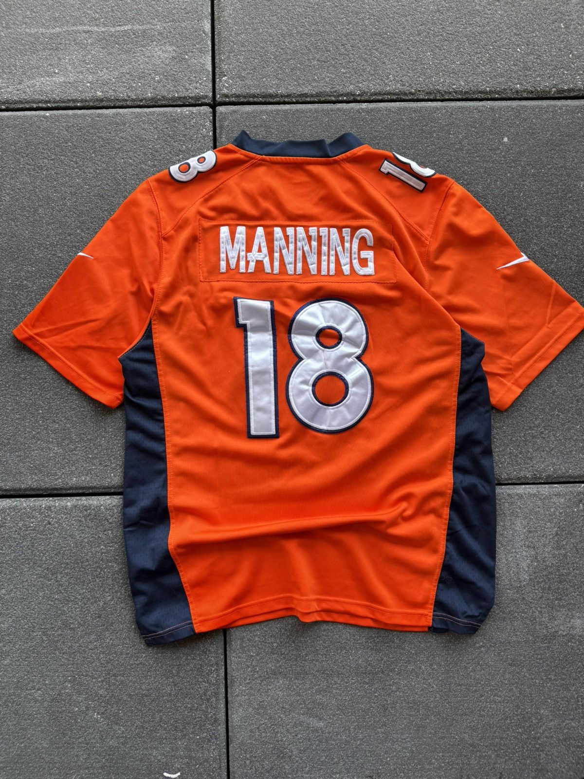 Nike CRAZY NIKE NFL PEYTON MANNING BRONCOS JERSEY Size US L / EU 52-54 / 3 - 2 Thumbnail