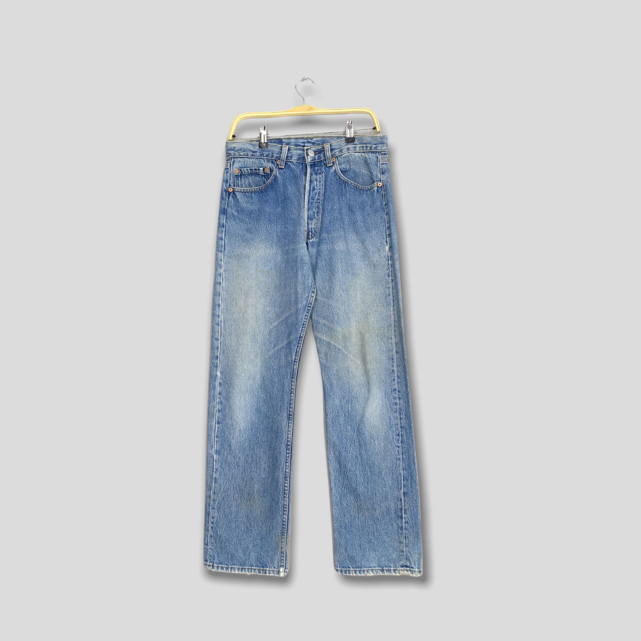 image of Vintage Levi's 501 Blue Faded Dirty Jeans Distressed 30X31, Men's