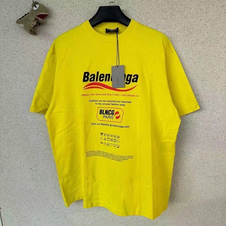 Balenciaga Balenciaga Yellow Eco Cola Short Sleeve Size US XS / EU 42 / 0 - 1 Thumbnail