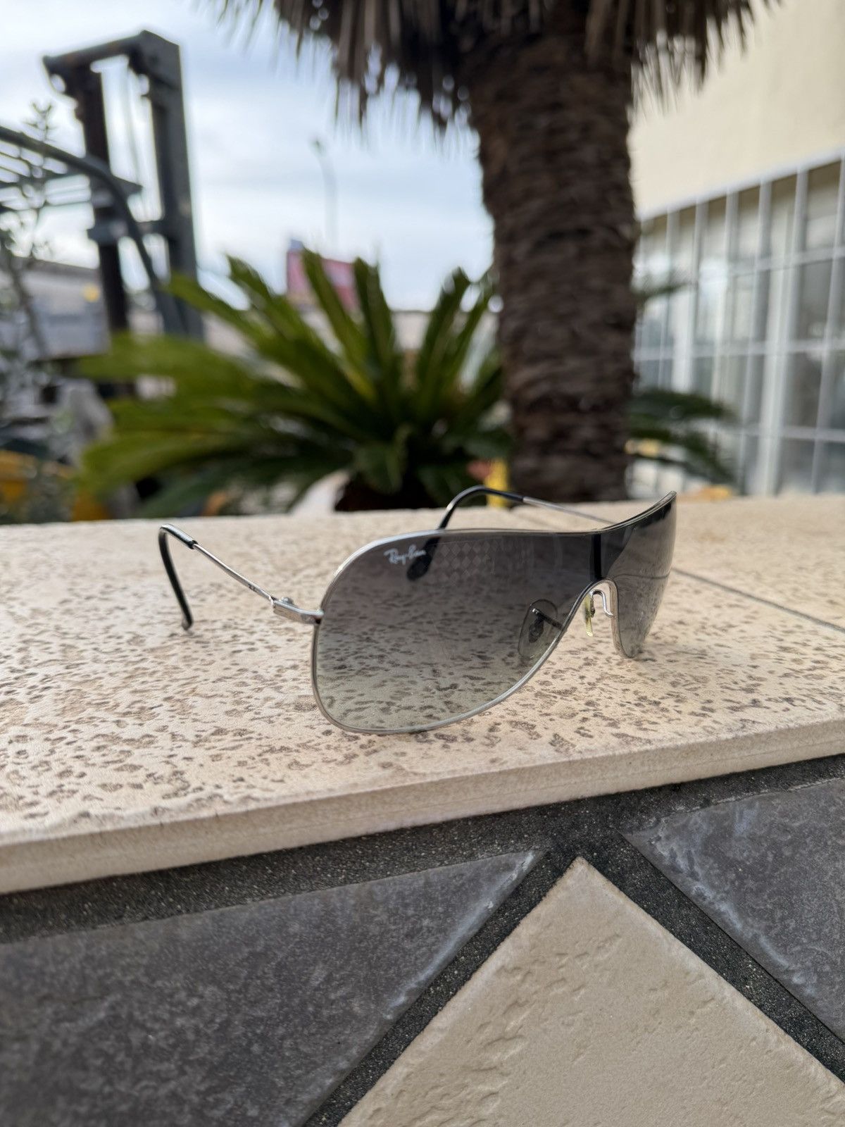 RayBan RayBan Sunglasses Silver RB 3211 Size ONE SIZE - 1 Thumbnail