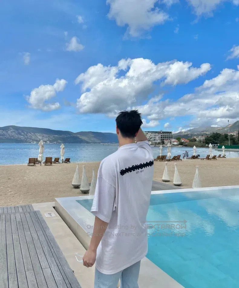 Balenciaga Balenciaga Double-Sided Striped Logo Short Sleeve Size US S / EU 44-46 / 1 - 5 Thumbnail
