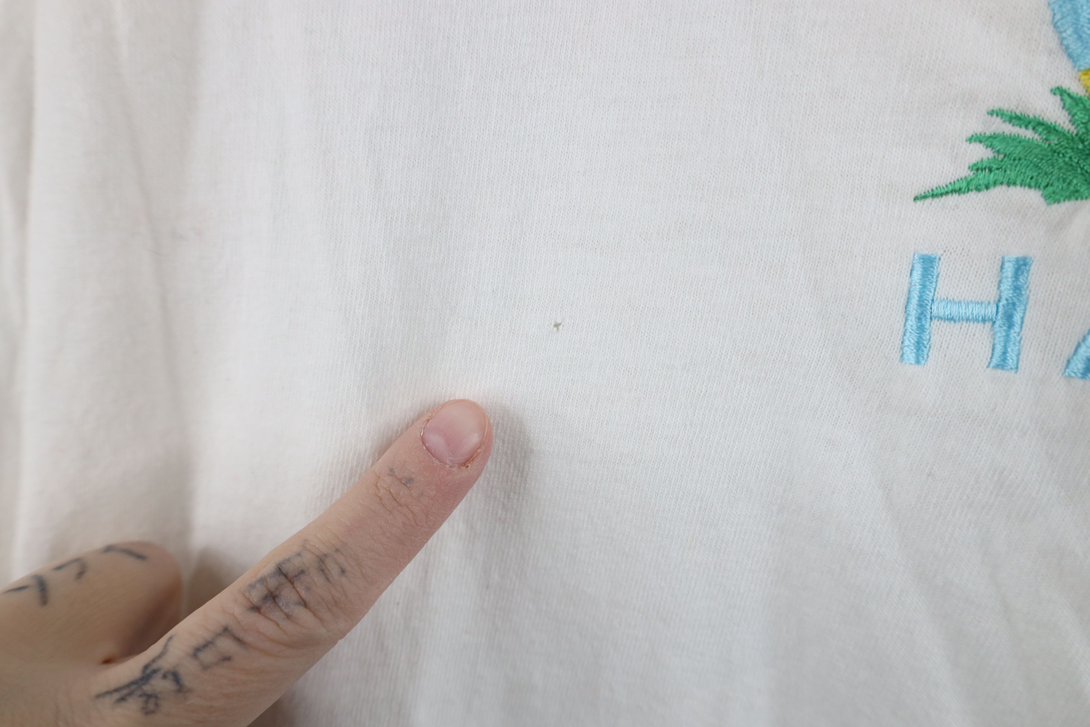 Vintage Vintage 90s Streetwear Hawaii Sailboat Sun Beach T-Shirt Size US XL / EU 56 / 4 - 5 Thumbnail