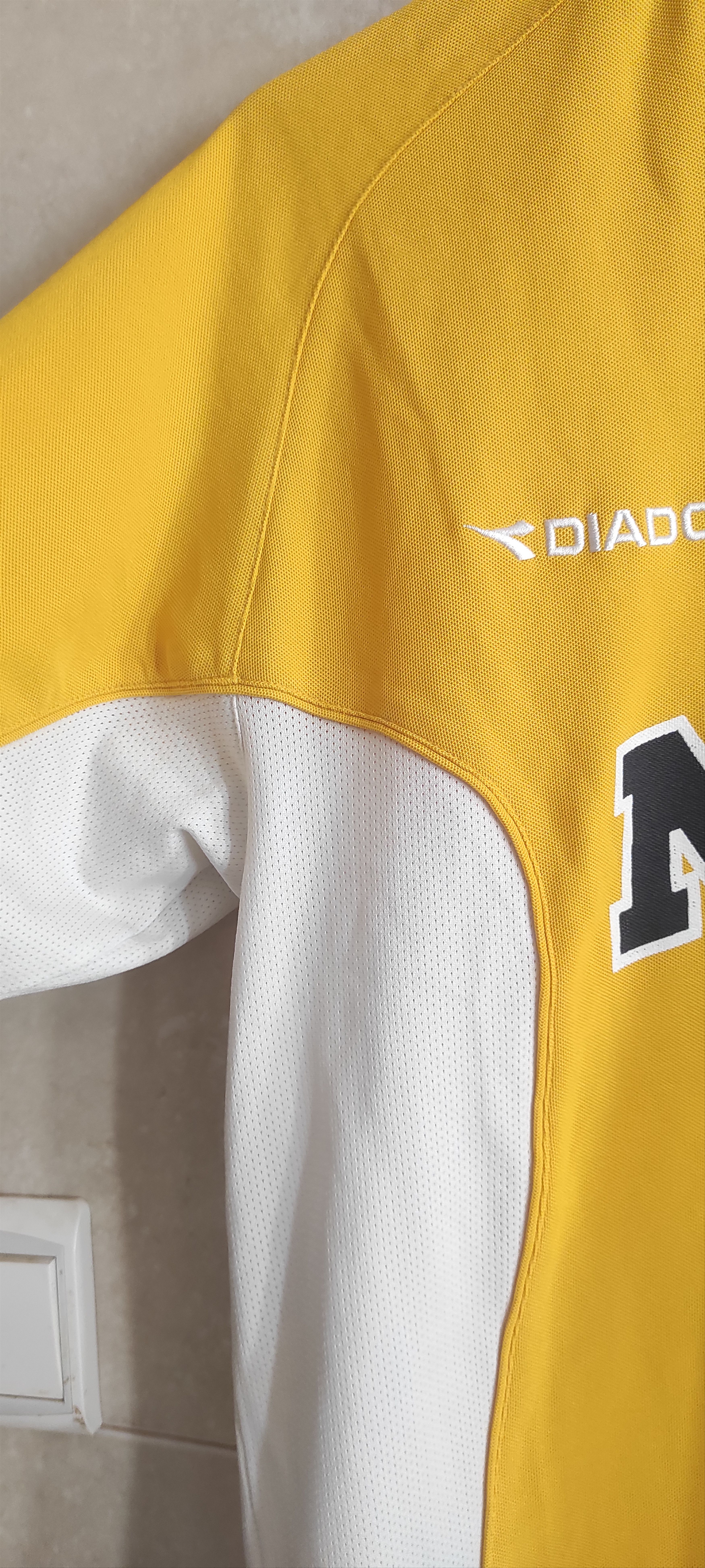 Diadora Diadora Soccer Jersey # 15 Navy Yellow Men's Athletic Shirt Size US M / EU 48-50 / 2 - 6 Thumbnail