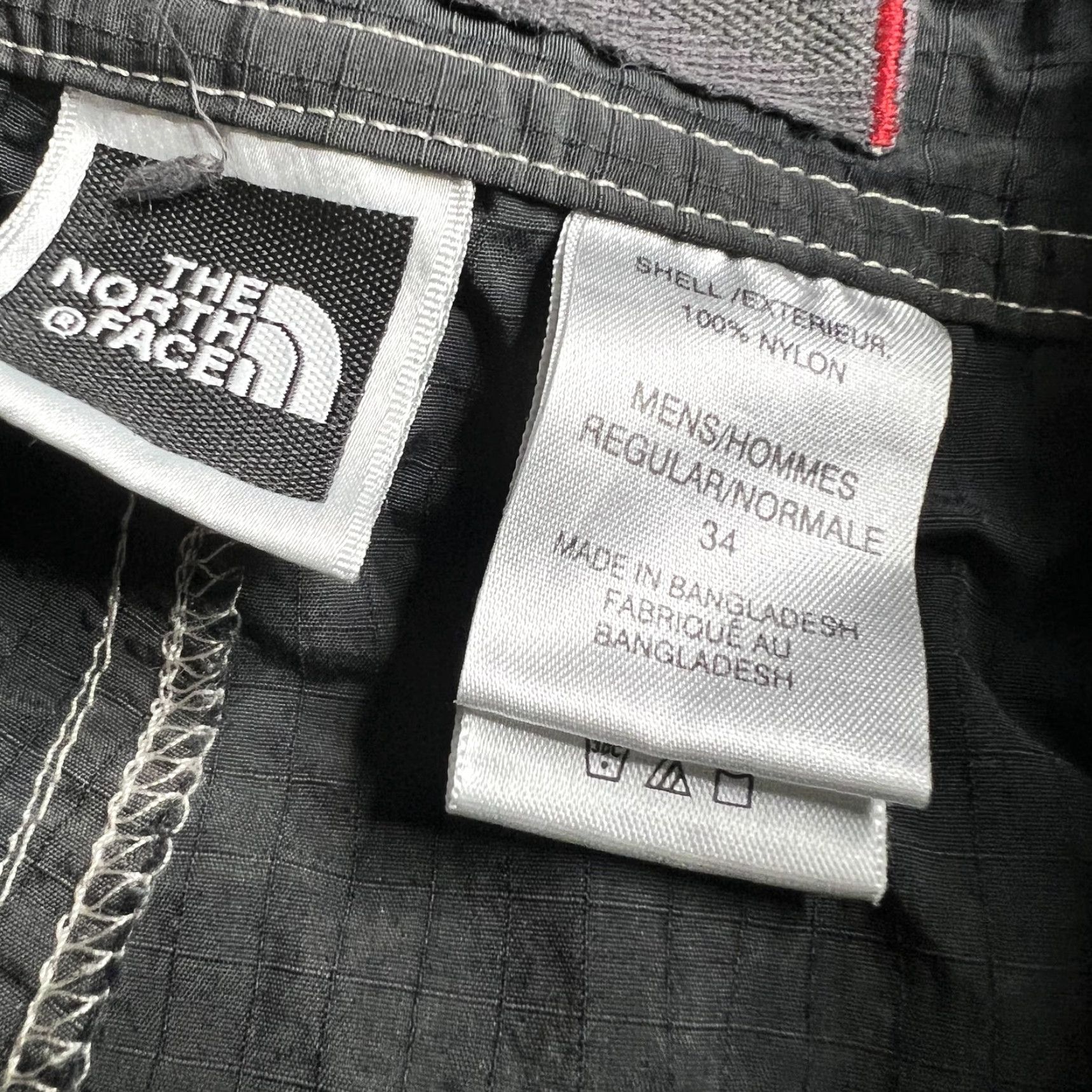 The North Face The North Face Shorts Mens 34 Black Nylon Cargo Ripstop Hiking Outdoor Trail Mens Regular Front Pocket Leather? Size US 34 / EU 50 - 5 Thumbnail