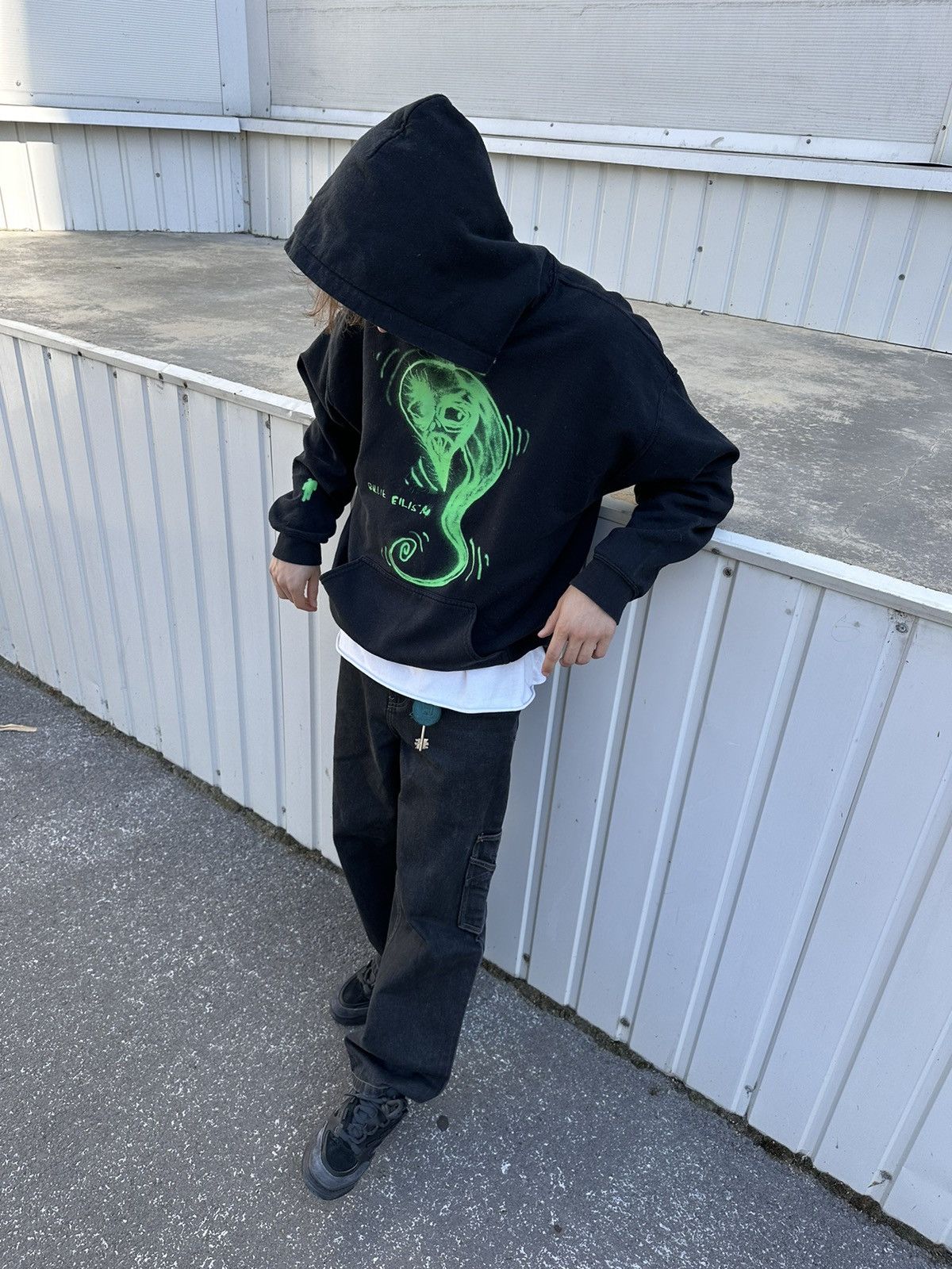 Billie Eilish Billie Eilish 2019 Alien Hoodie Size US L / EU 52-54 / 3 - 1 Thumbnail