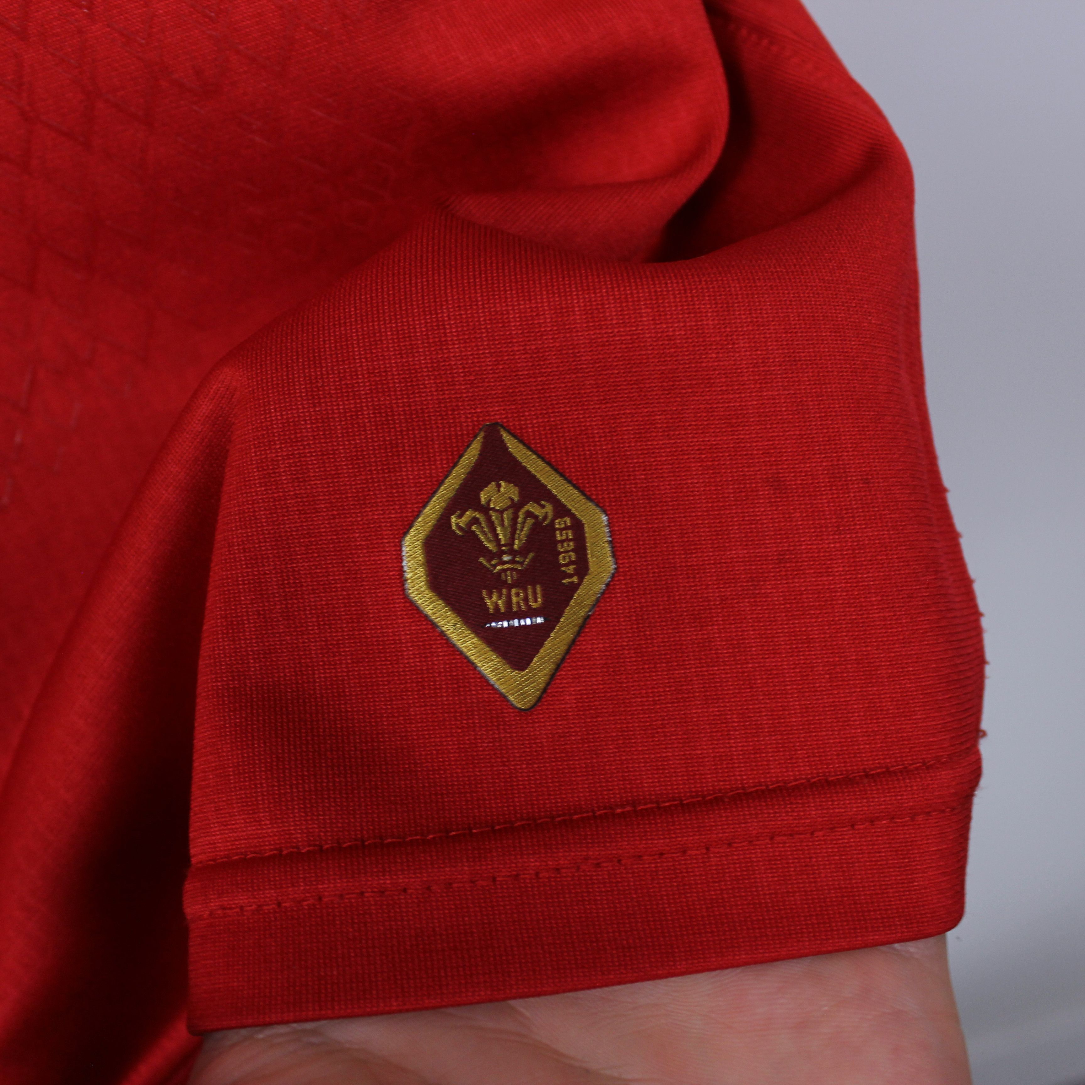 Under Armour Under Armour jersey Wales Rugby WRU 2015 2016 Size US XXL / EU 58 / 5 - 8 Thumbnail