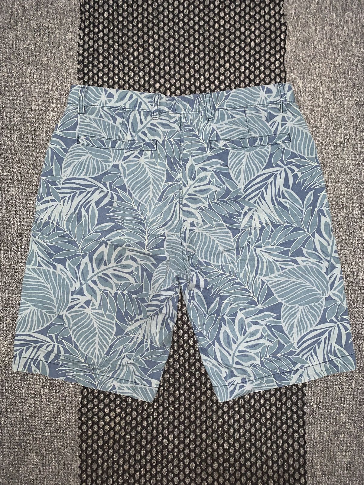 Uniqlo Iolani Hawaiian Classic Uniqlo Short Pants Size US 32 / EU 48 - 3 Thumbnail