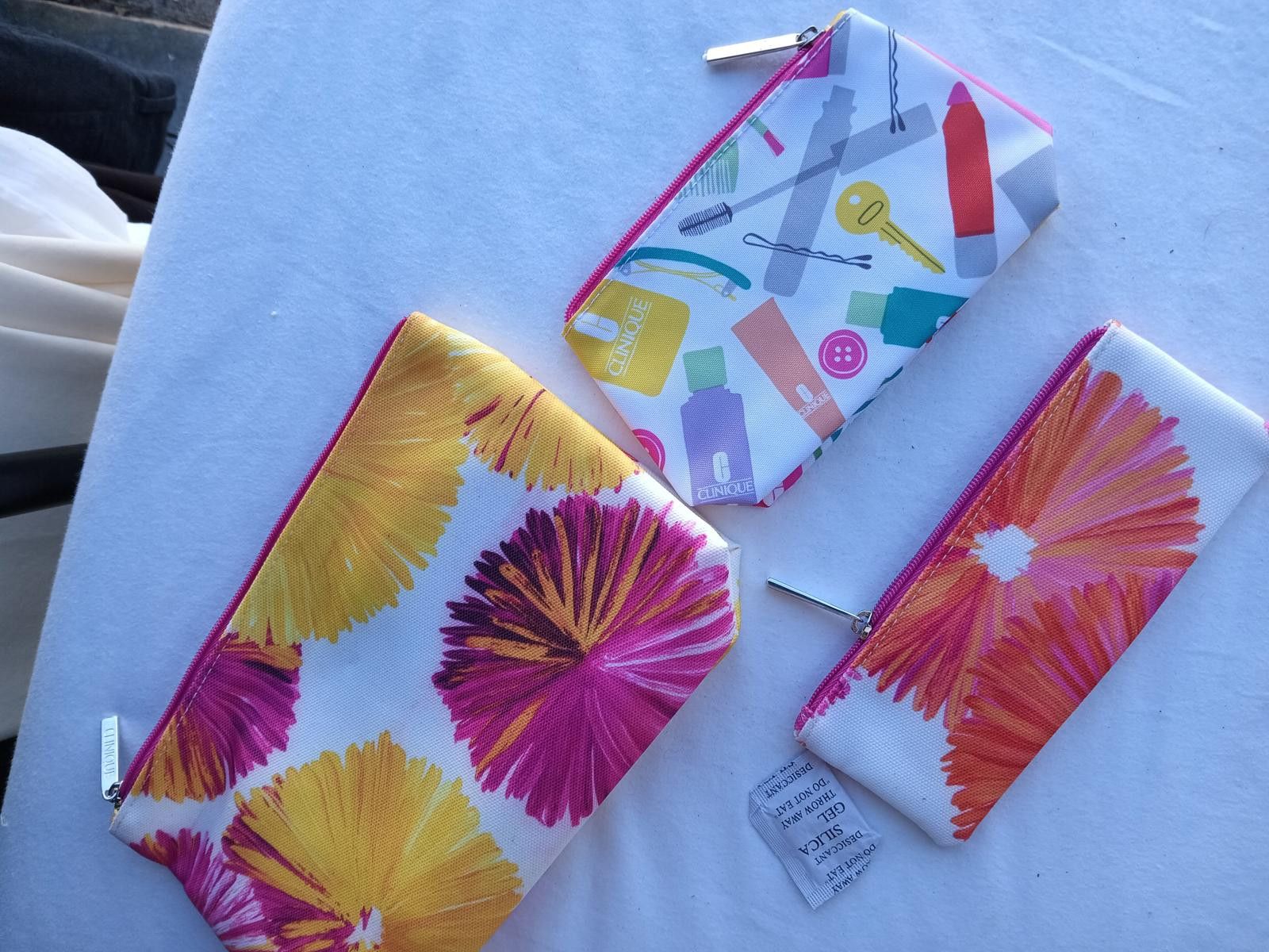 Designer Chic Floral Pouch Set - Bright and Fun Designs Size ONE SIZE - 2 Thumbnail