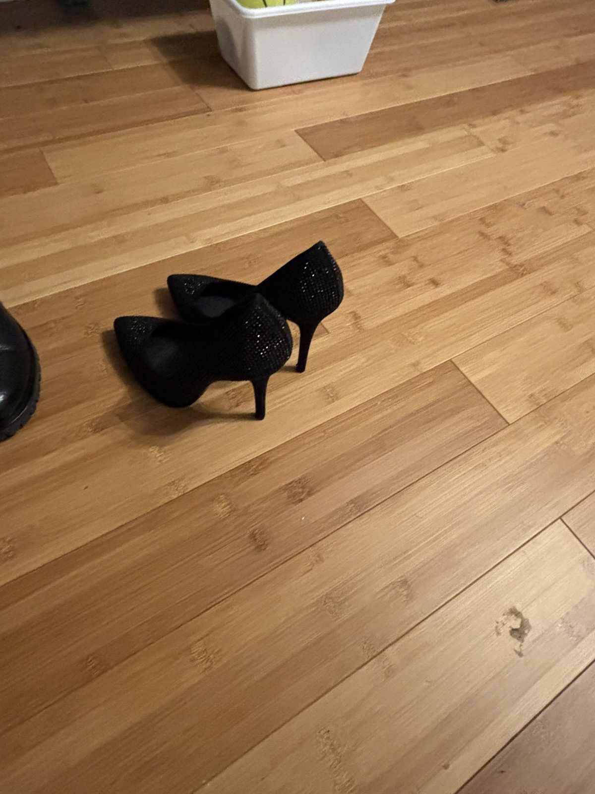 Giuseppe Zanotti Giuseppe Zanotti black crystal-embellished pumps Size US 7 / IT 37 - 8 Thumbnail