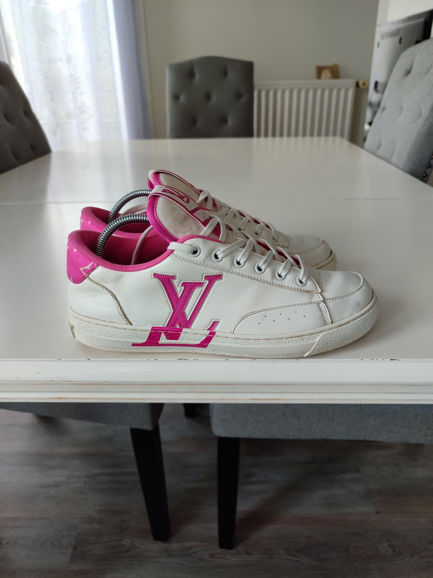 Louis Vuitton BASKETS LOUIS VUITTON CHARLIE Size US 9.5 / IT 39.5 - 3 Thumbnail