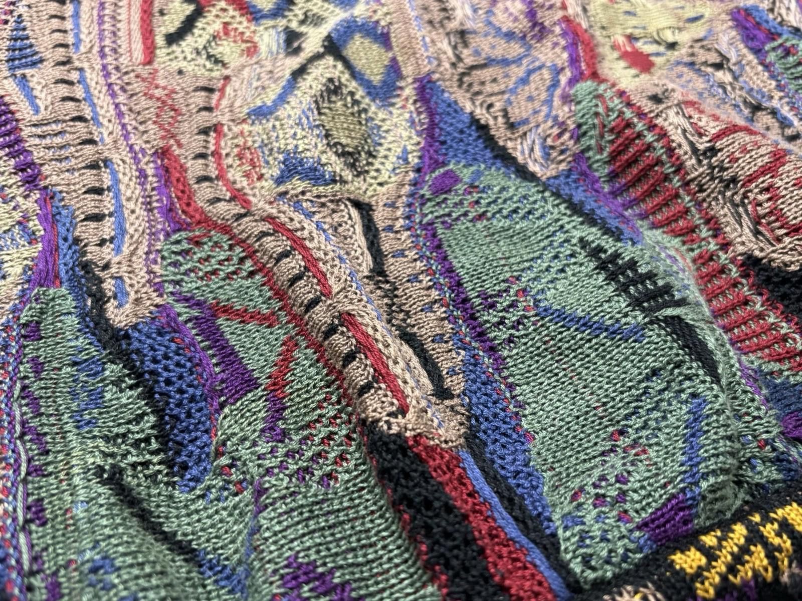 Coogi Coogi Sweater Mens L 3D Knit Flowers Mercerized Cotton Size US L / EU 52-54 / 3 - 7 Thumbnail
