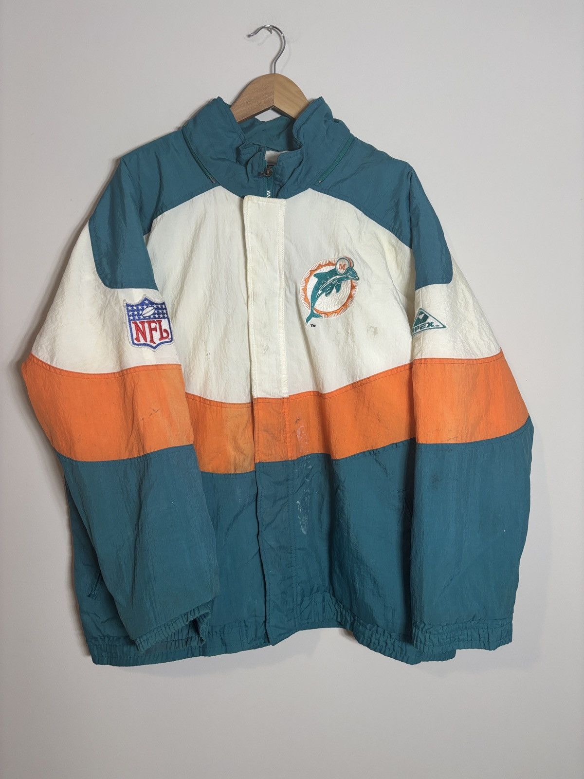 Apex One Vtg Apex One Miami Dolphin Puffer Jacket NFL Pro Line Flaws Size US XL / EU 56 / 4 - 1 Thumbnail