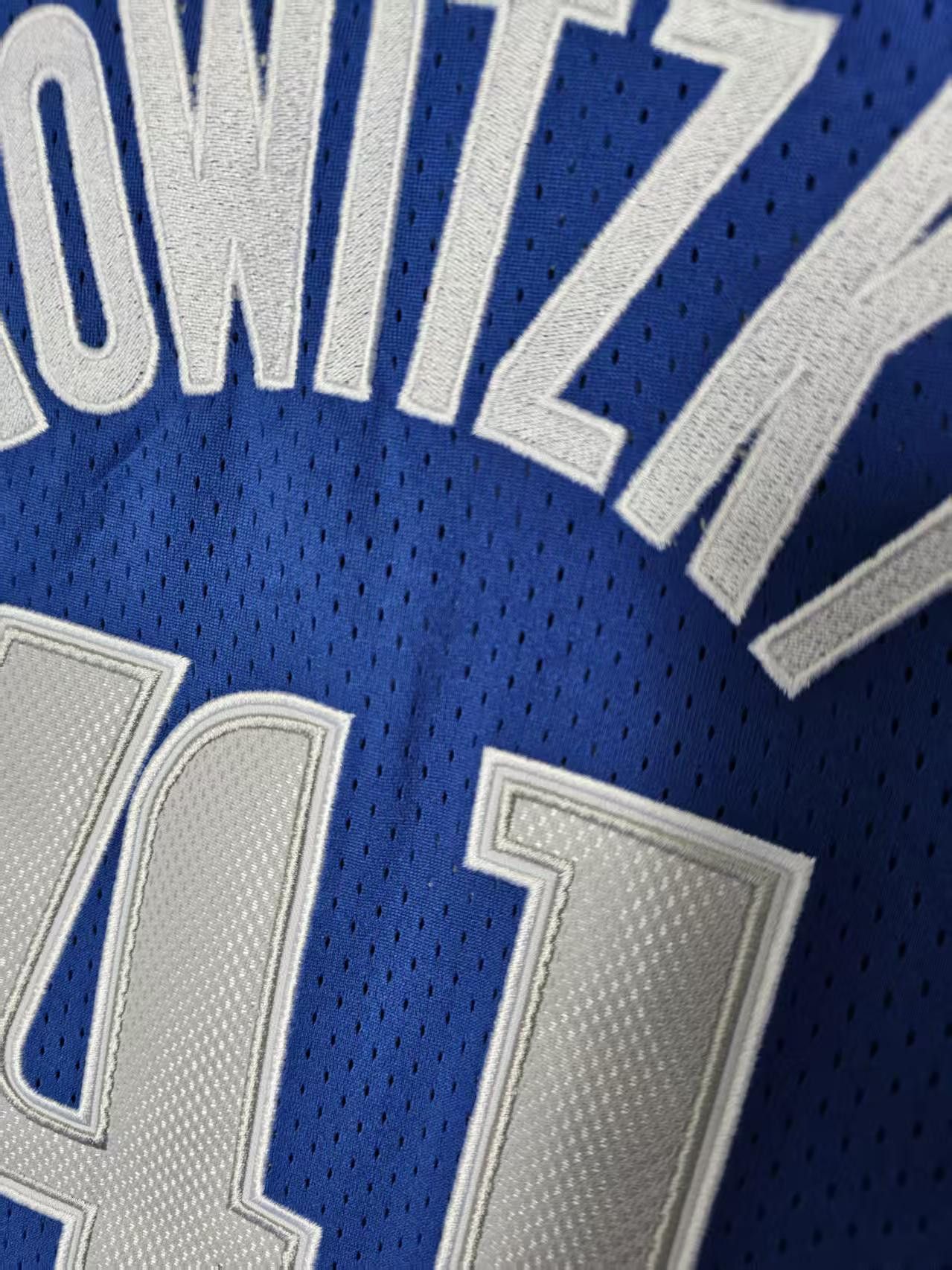 NBA Dirk Nowitzki Jersey Dallas Mavericks 41 Double Stitched Size US XL / EU 56 / 4 - 7 Thumbnail