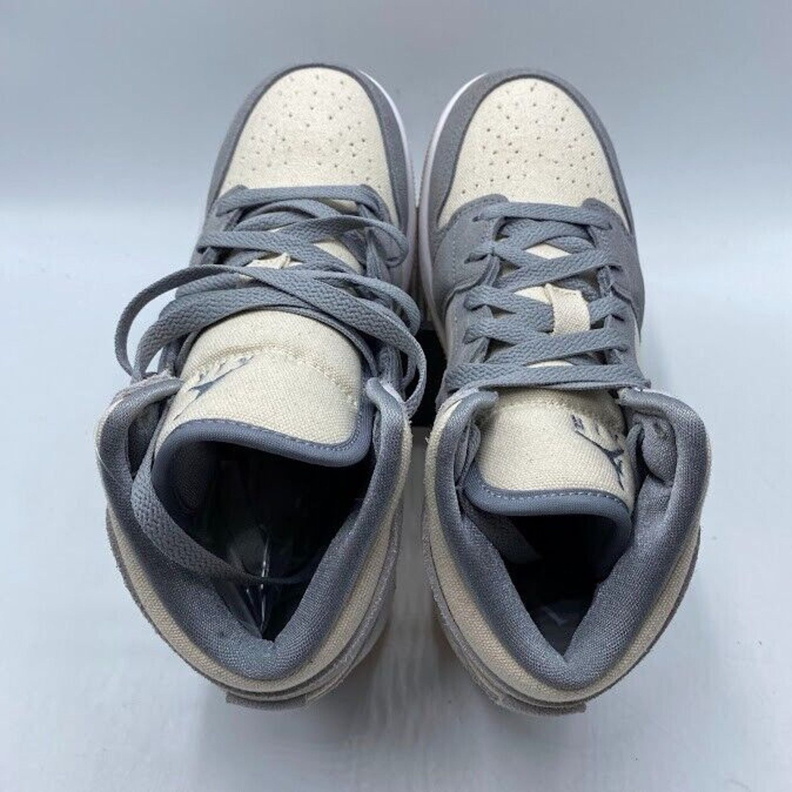 Nike NEW Nike Air Jordan 1 Mid SE Coconut Milk GS DN4346-100 Size US 5 / IT 35 - 4 Thumbnail