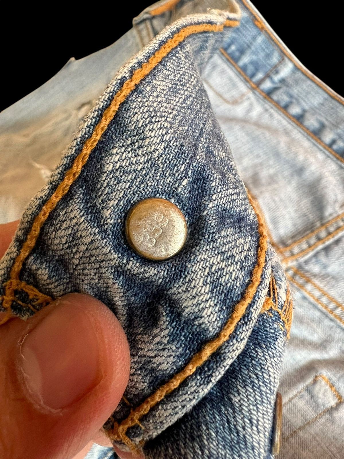 Levi's Vintage Levis 501 Nice Faded Distress Jean Size US 33 - 8 Thumbnail